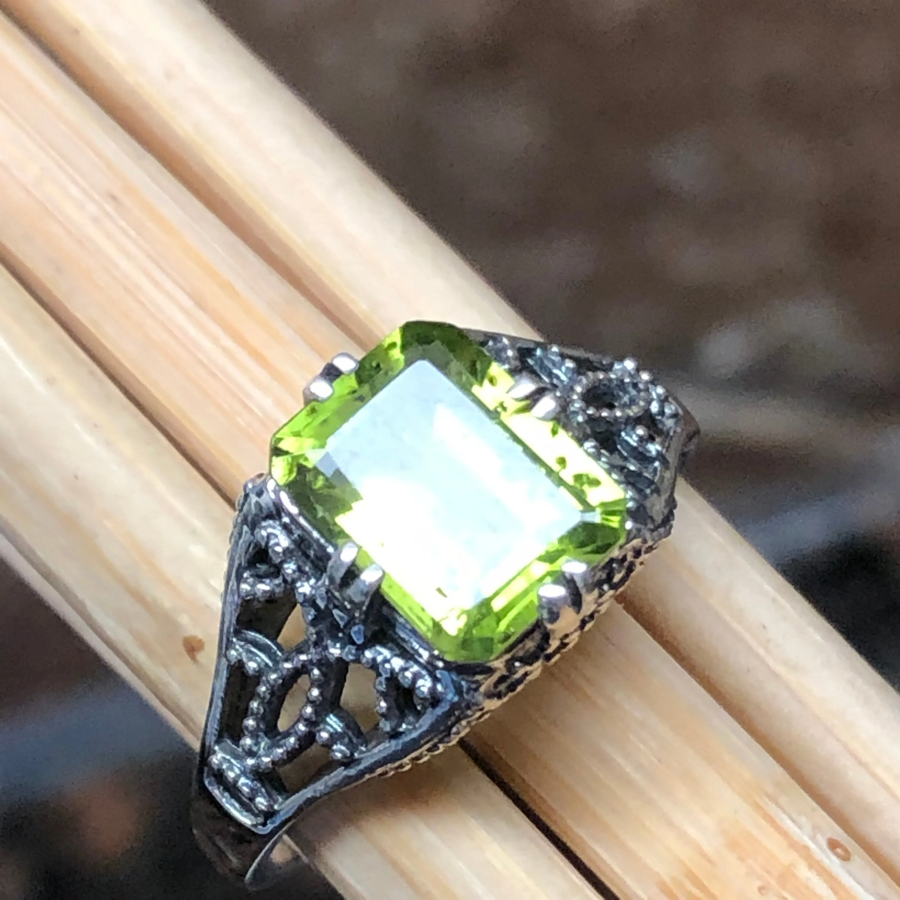 Natural 2.5ct Peridot 925 Solid Sterling Silver Engagement Ring Size 5, 6, 7, 8, 9