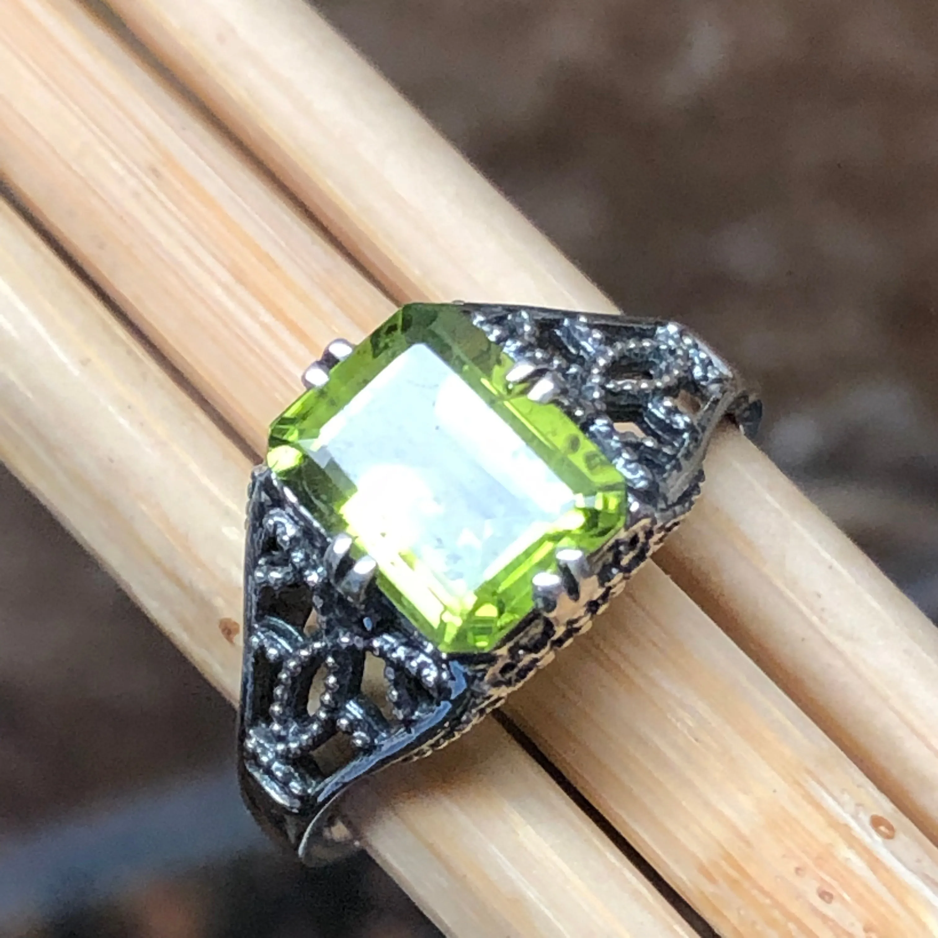 Natural 2.5ct Peridot 925 Solid Sterling Silver Engagement Ring Size 5, 6, 7, 8, 9