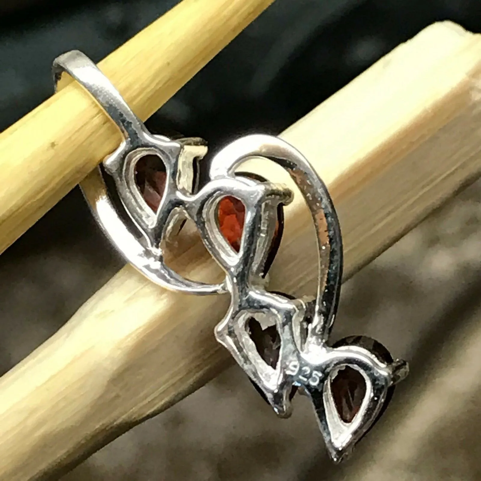 Natural 2.5ct Pyrope Garnet 925 Solid Sterling Silver Pendant 25mm