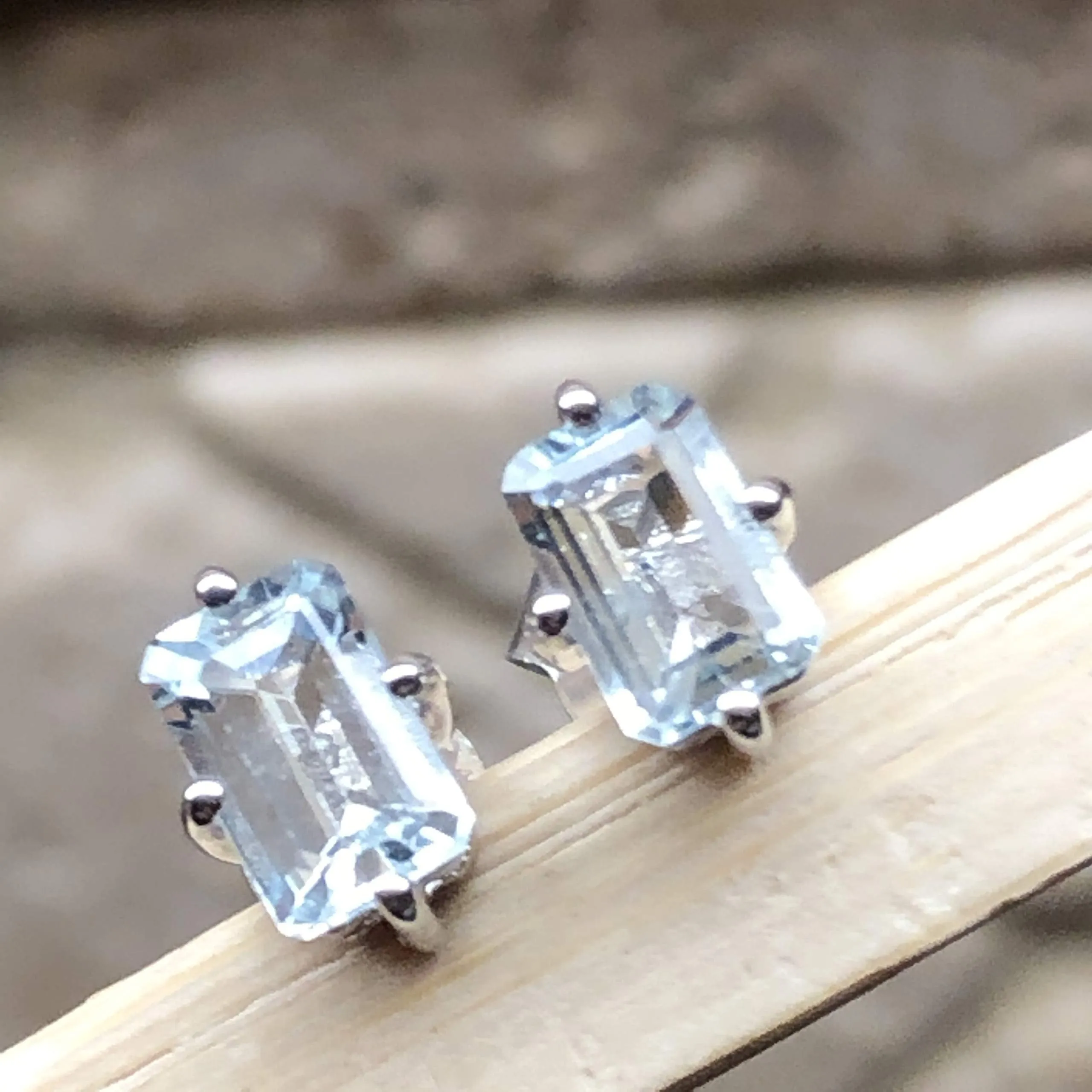 Natural 2ct Blue Aquamarine 925 Solid Sterling Silver Earrings 6mm