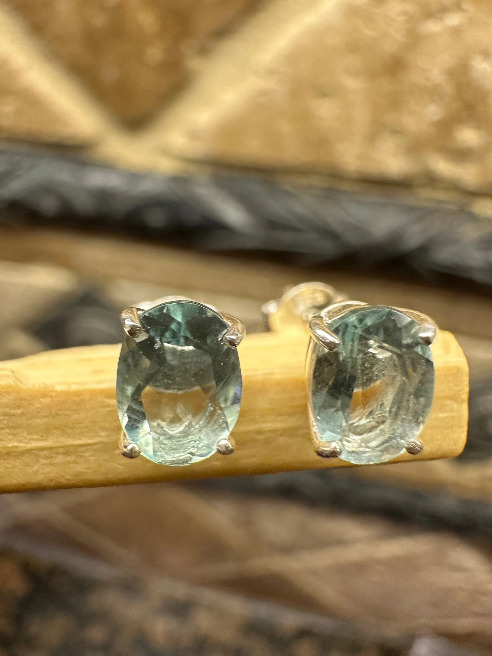 Natural 2ct Blue Aquamarine 925 Solid Sterling Silver Earrings 8mm