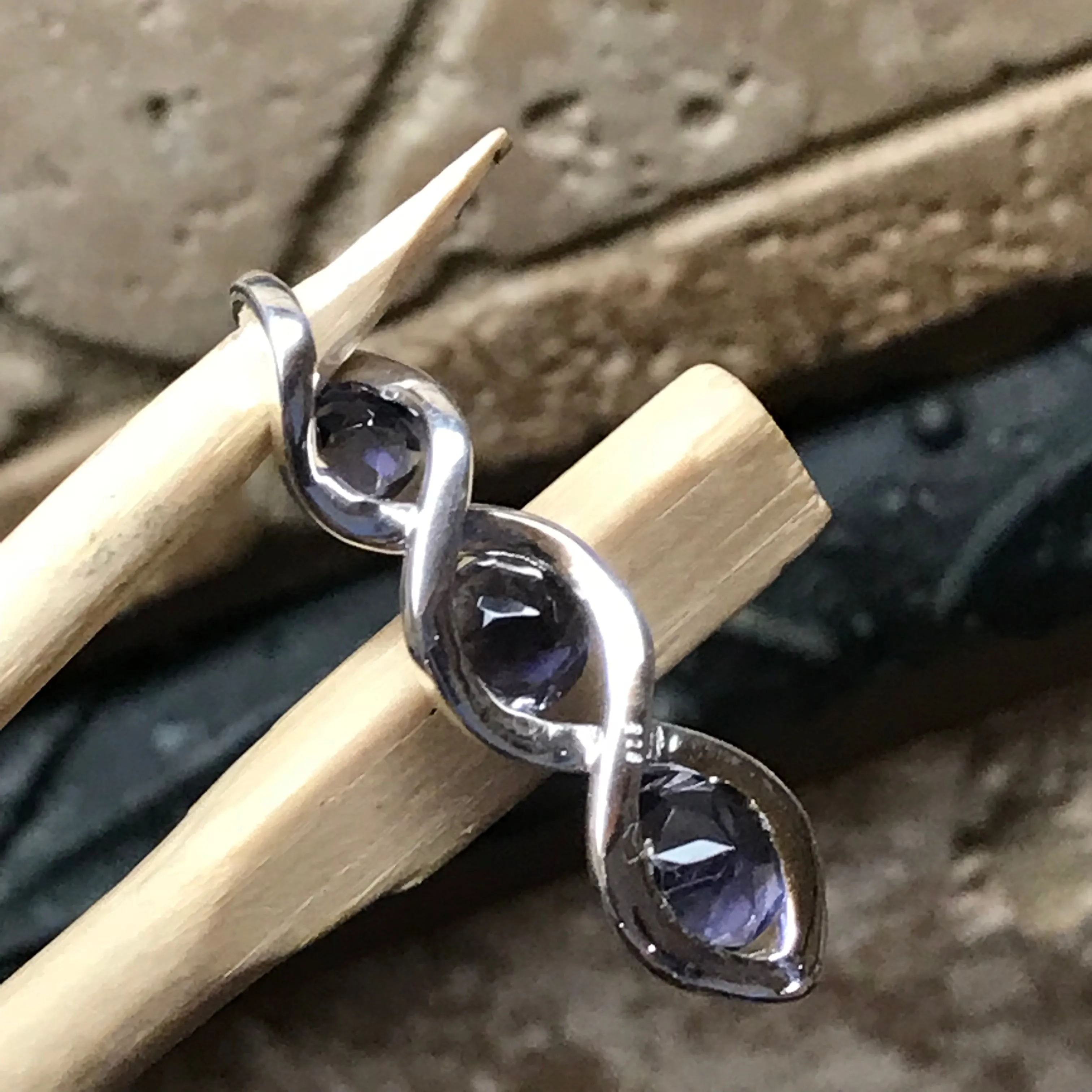 Natural 2ct Iolite 925 Solid Sterling Silver Pendant 28mm