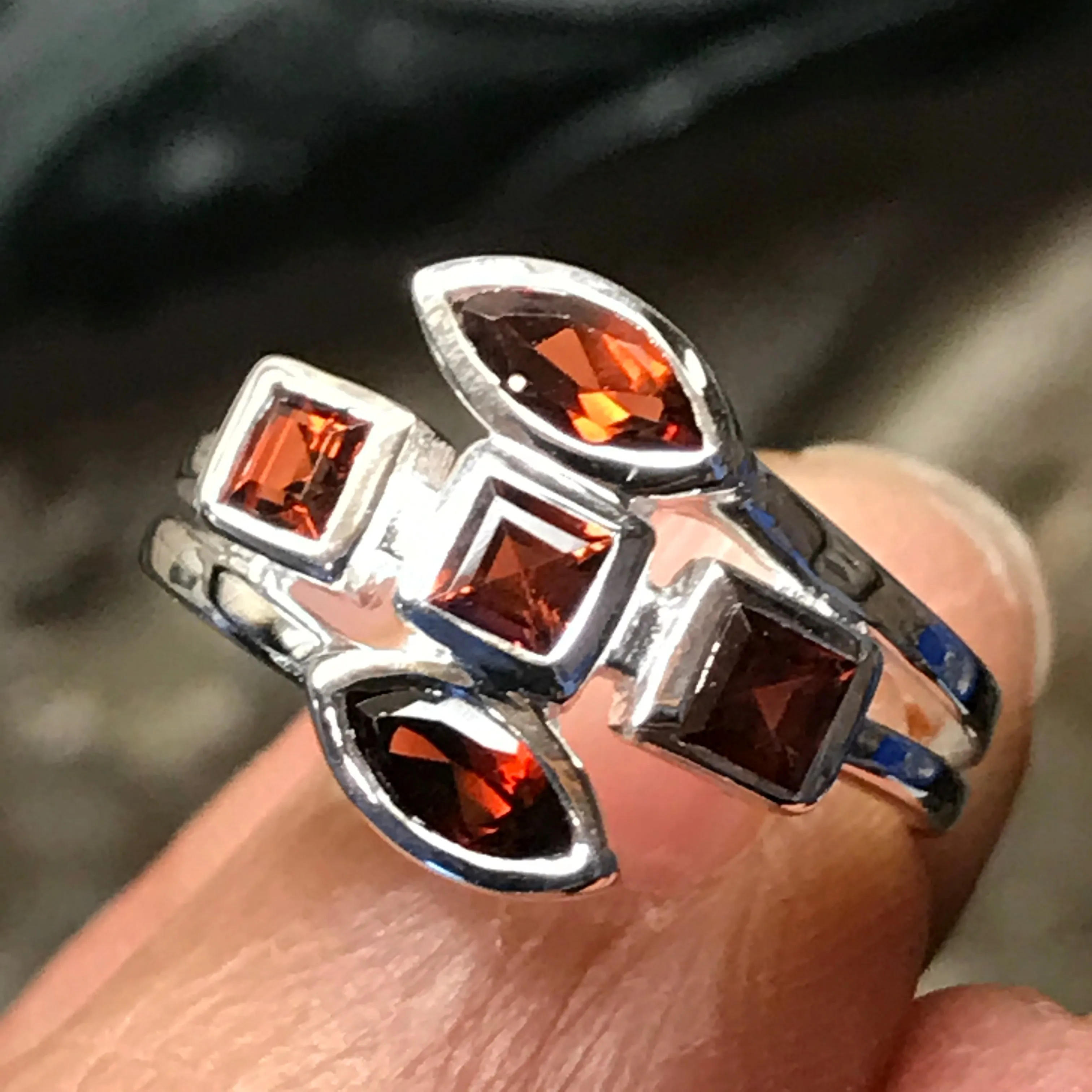 Natural 2ct Pyrope Garnet 925 Solid Sterling Silver Ring Size 6, 7, 8, 9