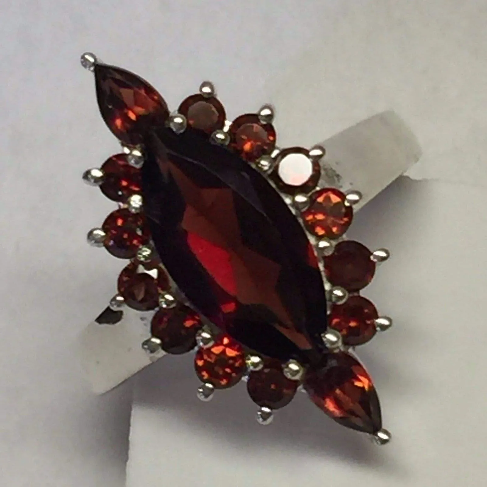 Natural 8ct Pyrope Garnet 925 Solid Sterling Silver Ring Size 6, 7, 8, 9