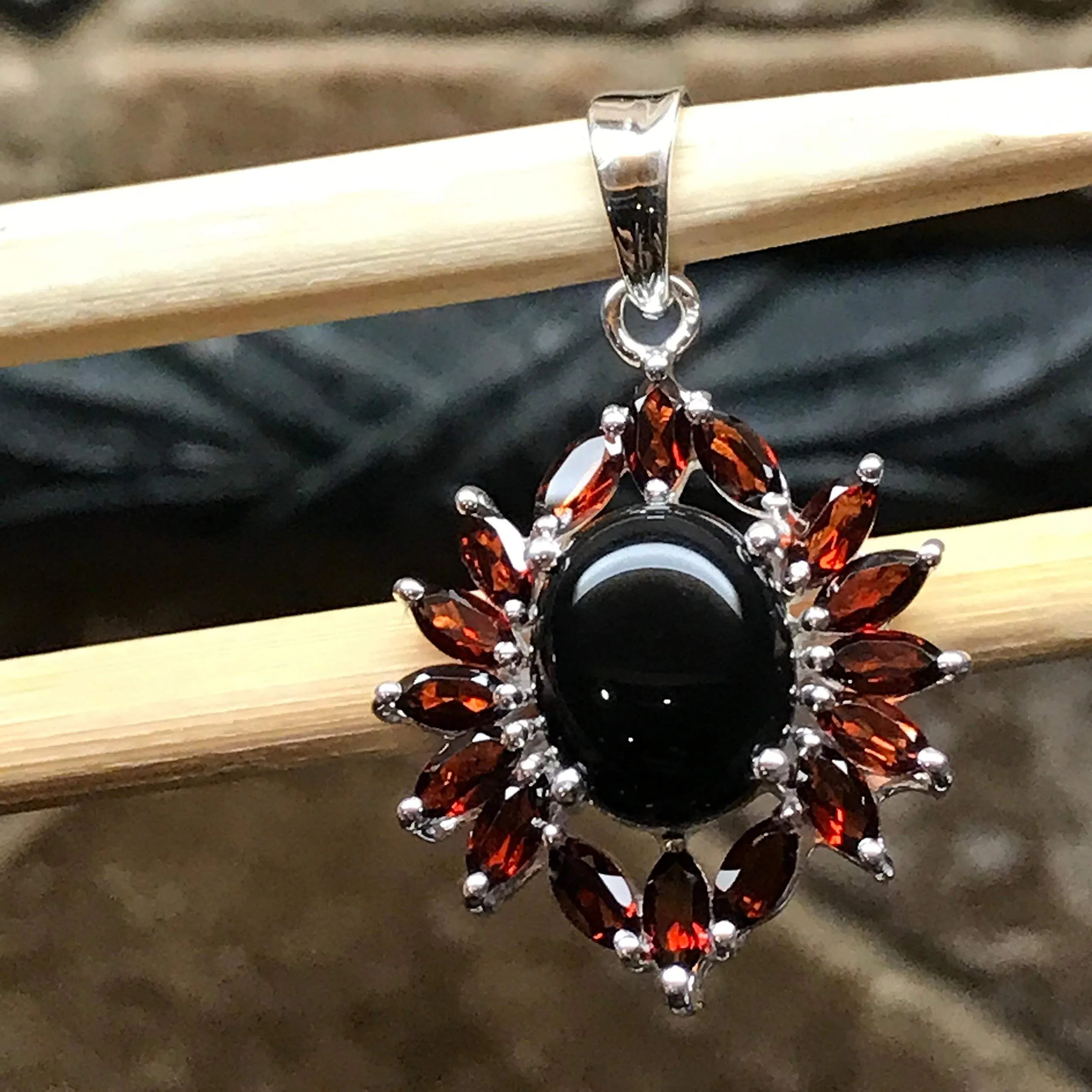 Natural 8ct Pyrope Garnet, Black Onyx 925 Solid Sterling Silver Pendant 32mm