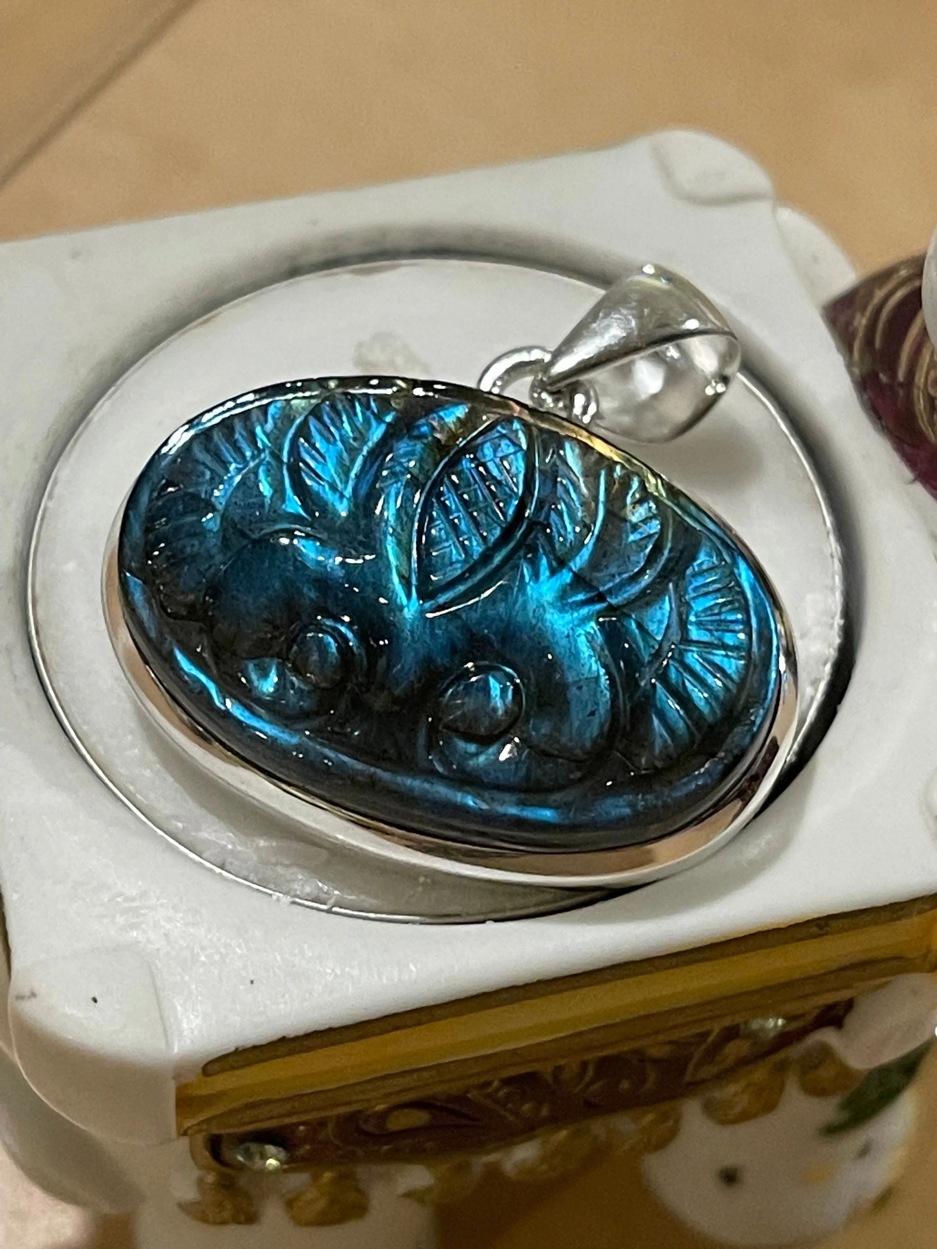 Natural Blue Labradorite 925 Sterling Silver Handcarved Pendant 30mm
