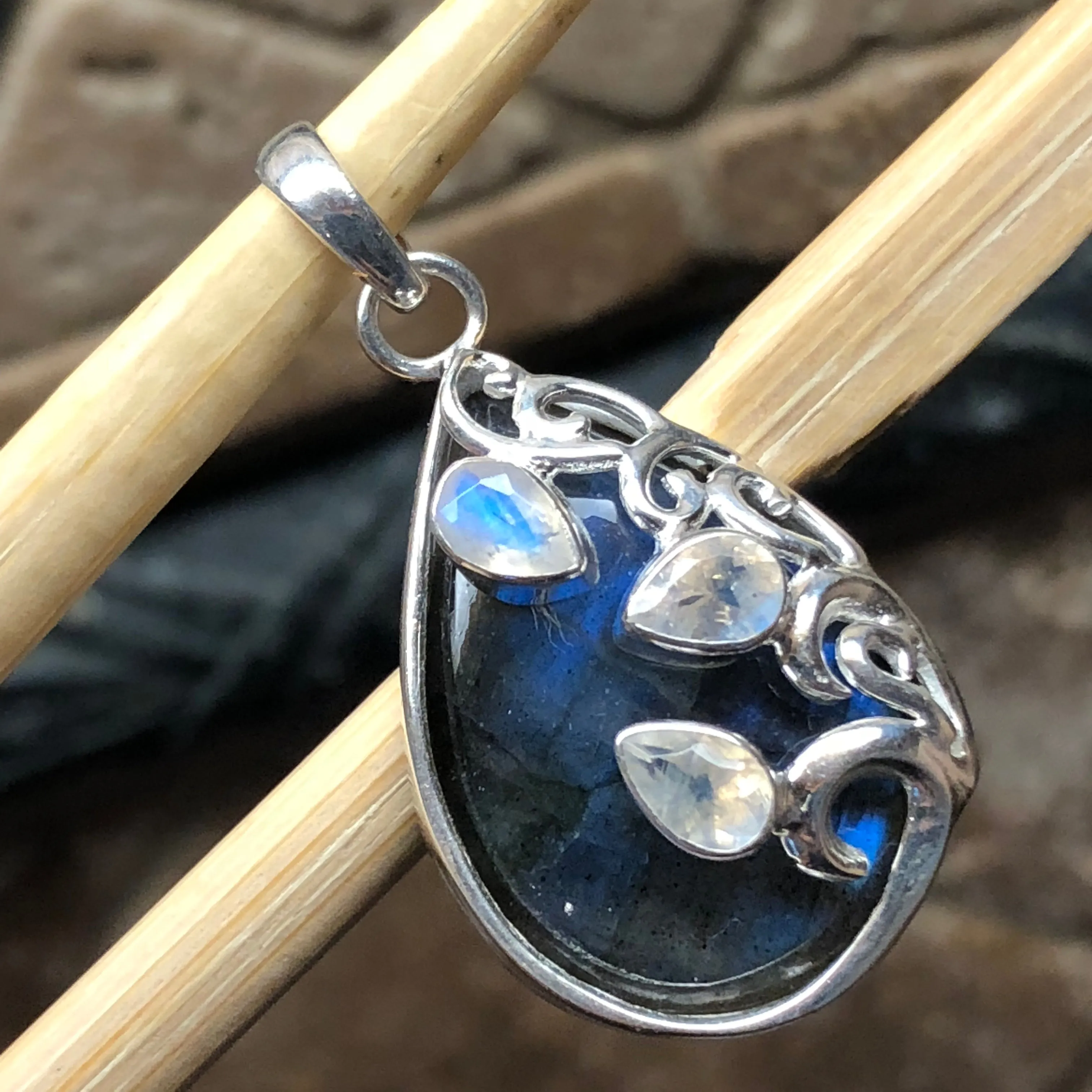 Natural Blue Labradorite, Moonstone 925 Sterling Silver Pendant 35mm