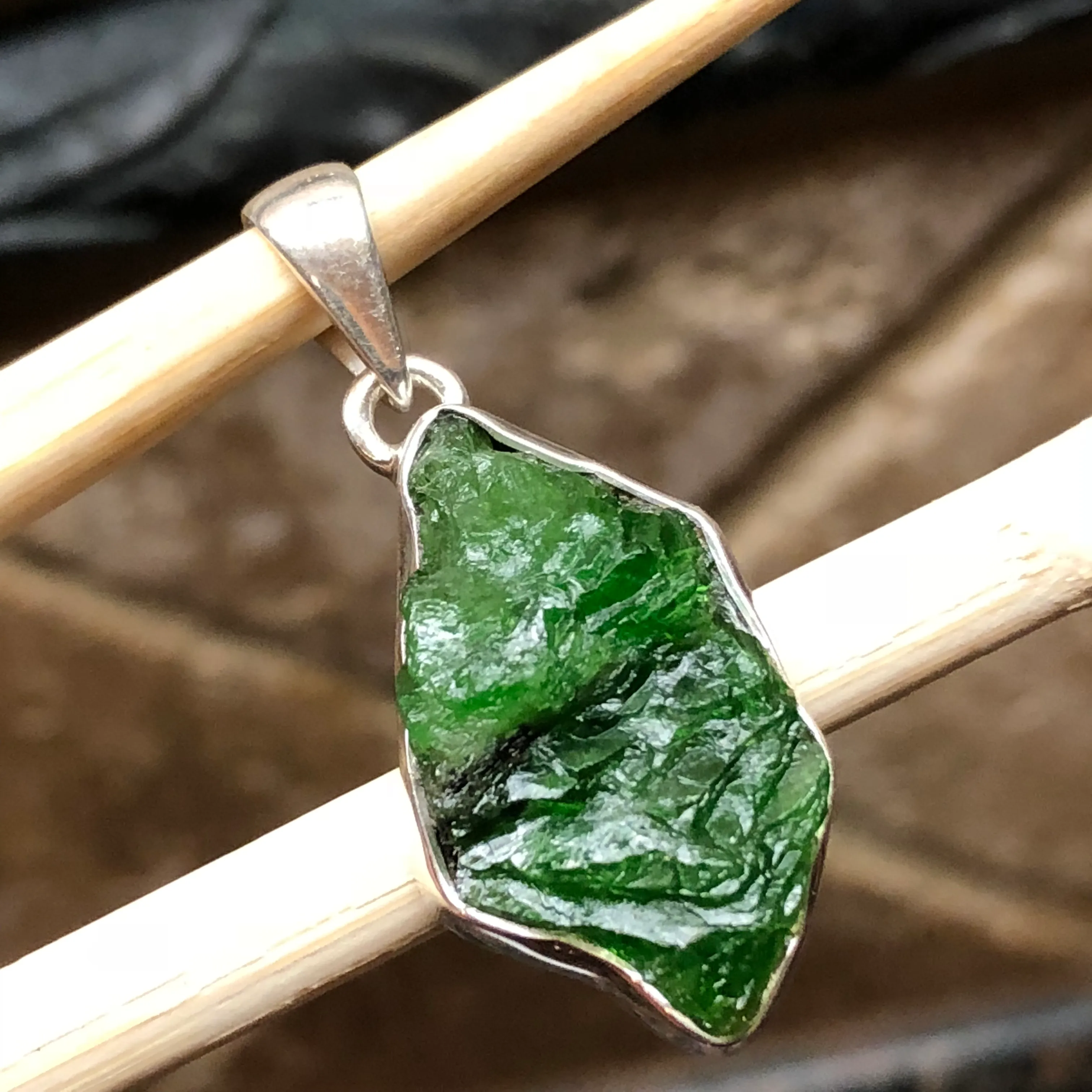 Natural Chrome Diopside 925 Sterling Silver Pendant 35mm
