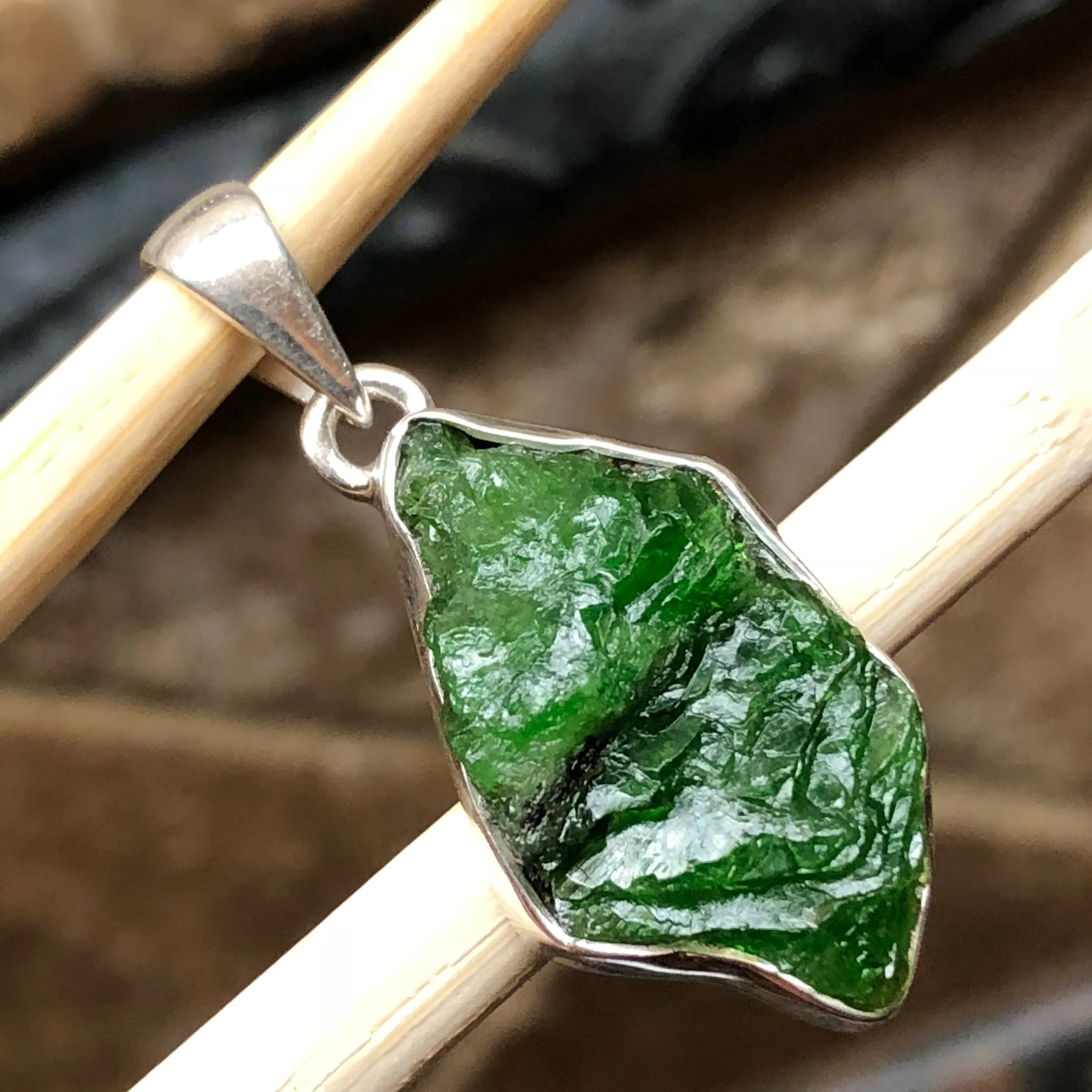 Natural Chrome Diopside 925 Sterling Silver Pendant 35mm