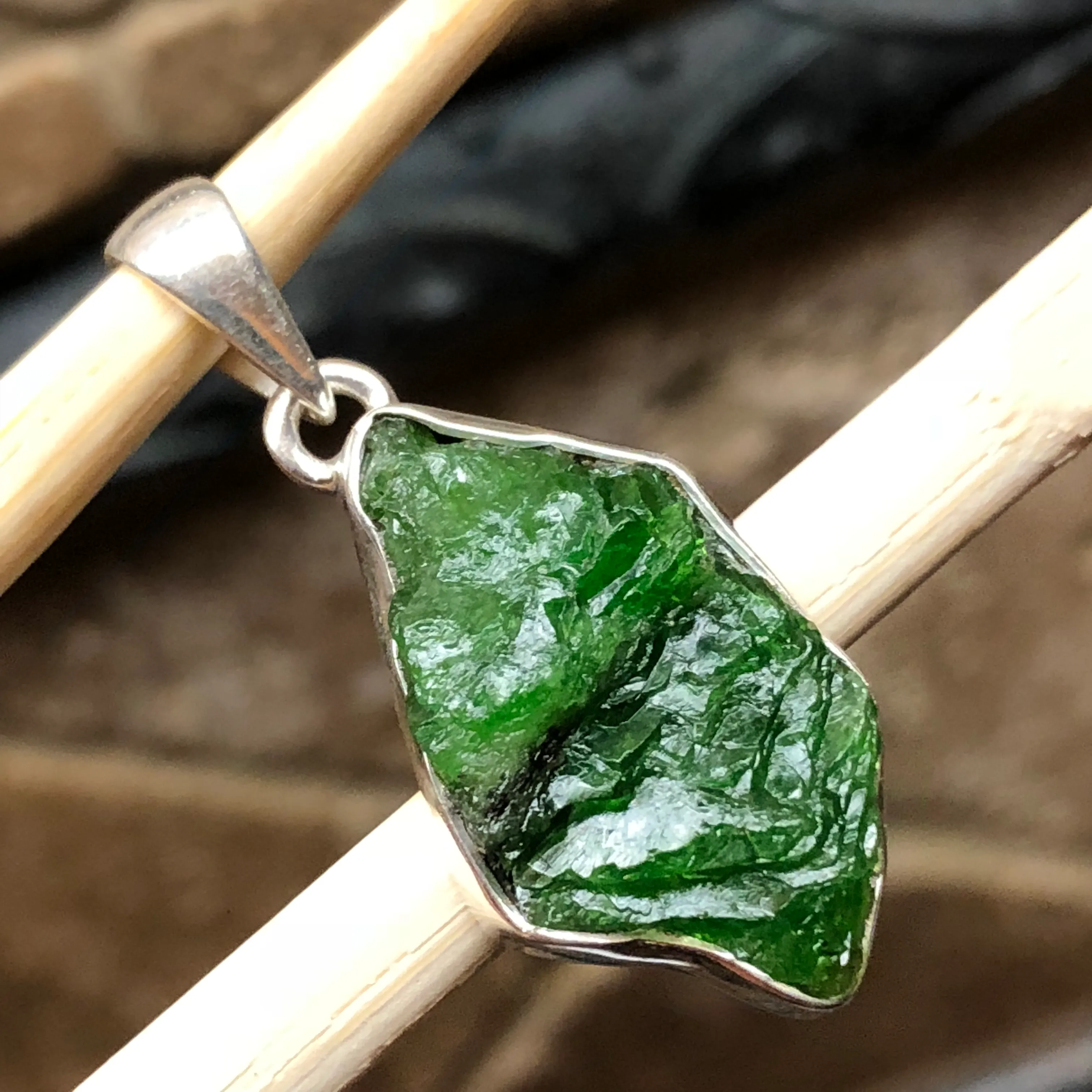 Natural Chrome Diopside 925 Sterling Silver Pendant 35mm