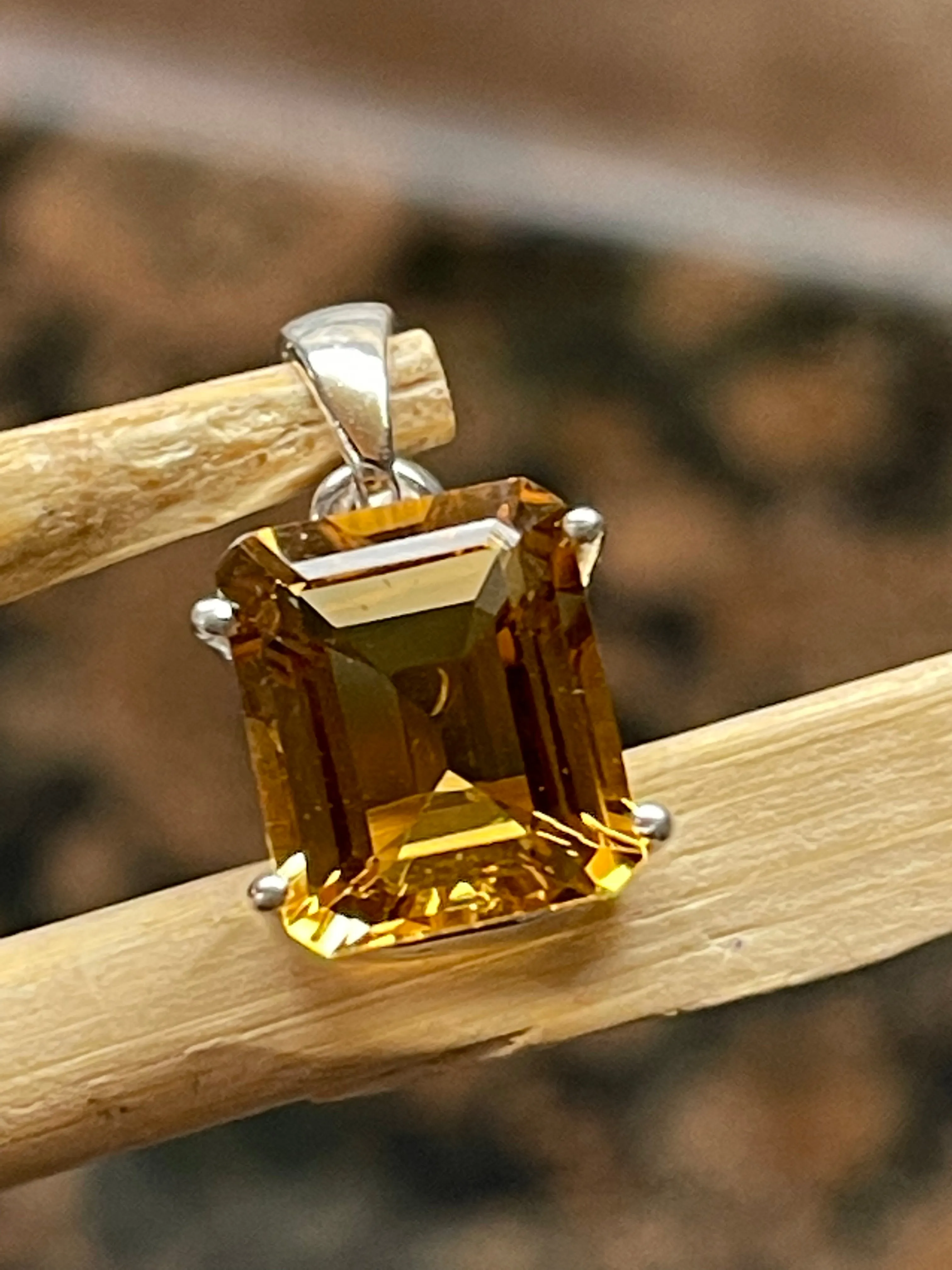 Natural Cognac Quartz 925 Solid Sterling Silver Pendant 18mm