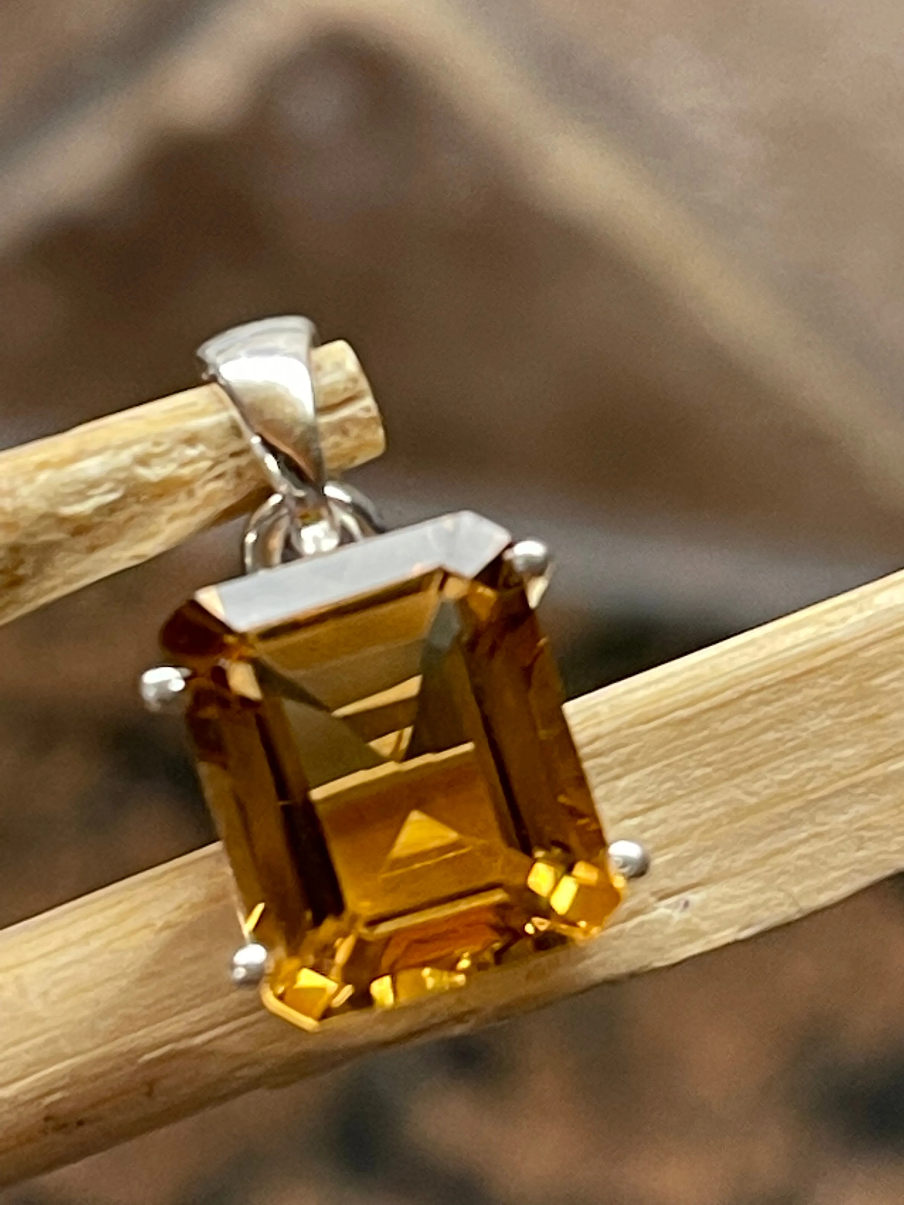 Natural Cognac Quartz 925 Solid Sterling Silver Pendant 18mm