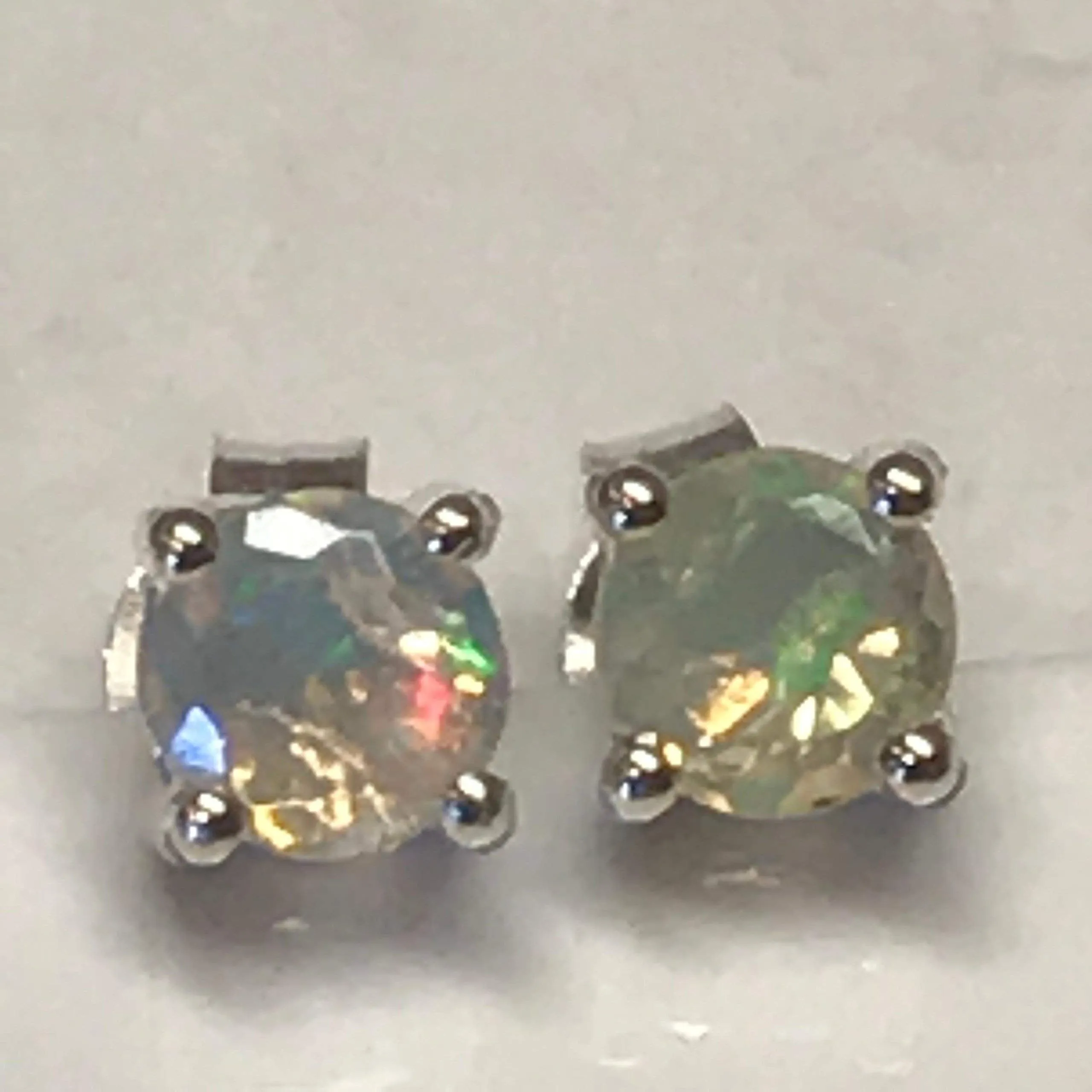 Natural Ethiopian Opal 925 Solid Sterling Silver Stud Earrings 4mm