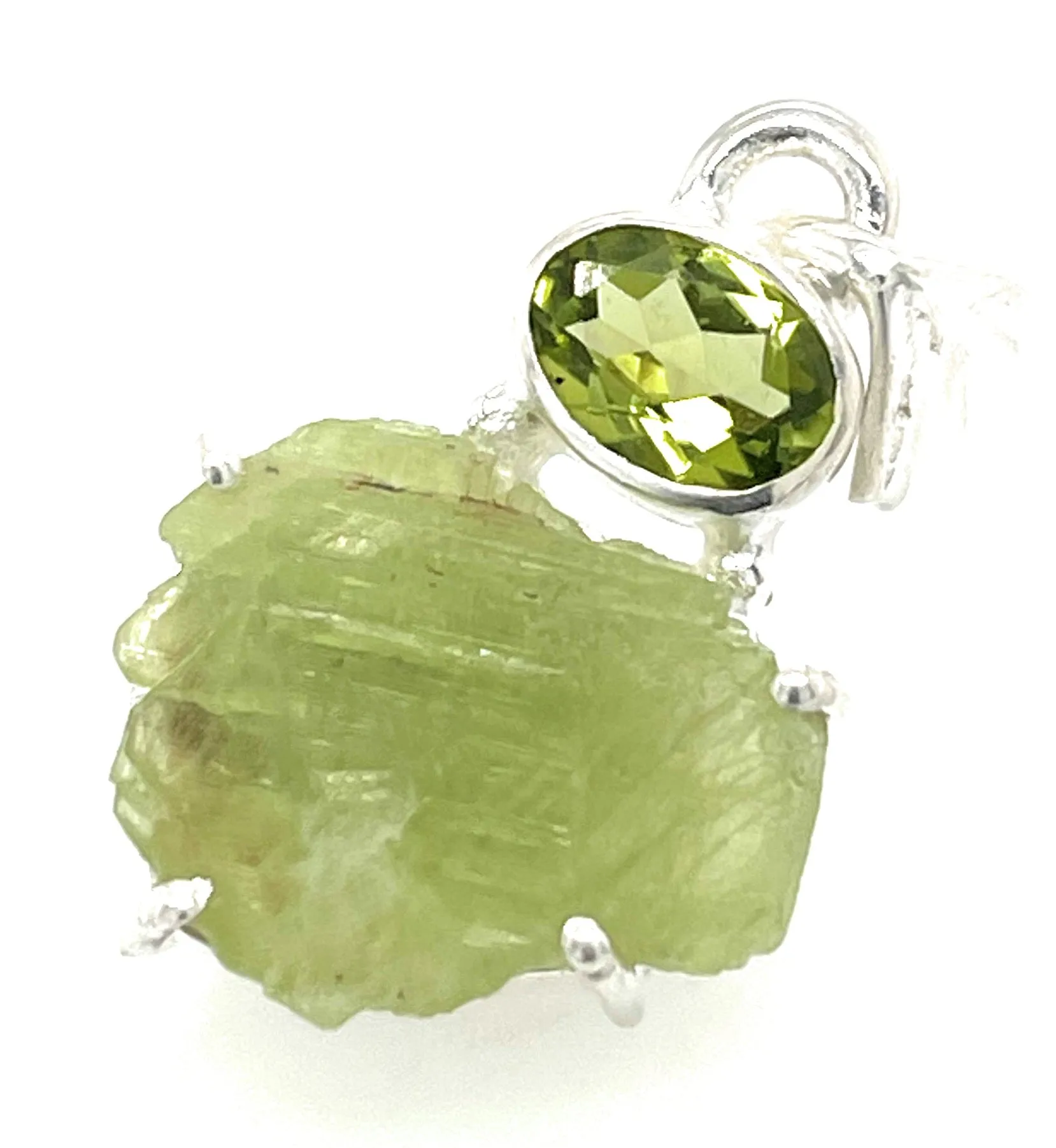 Natural Green Kyanite 925 Solid Sterling Silver Pendant 27mm