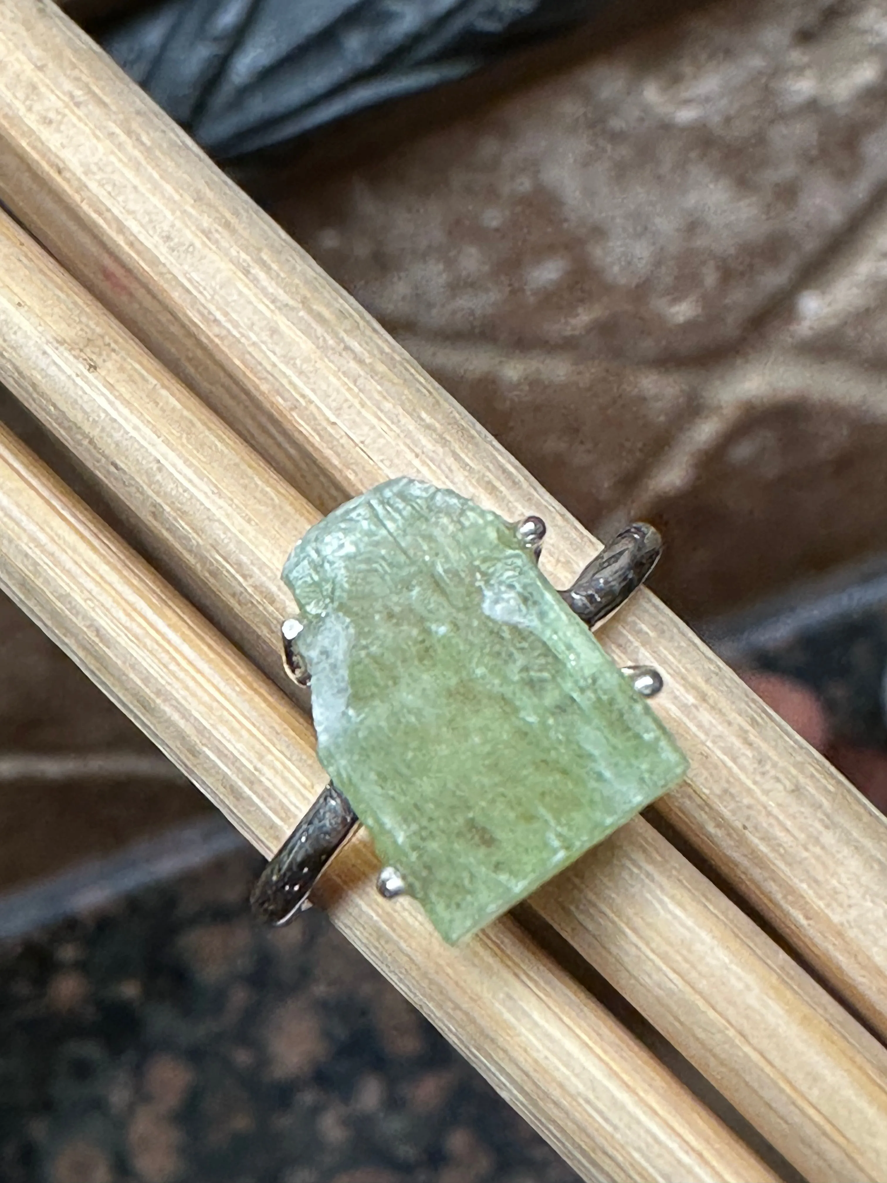 Natural Green Kyanite 925 Solid Sterling Silver Ring Size 6.5