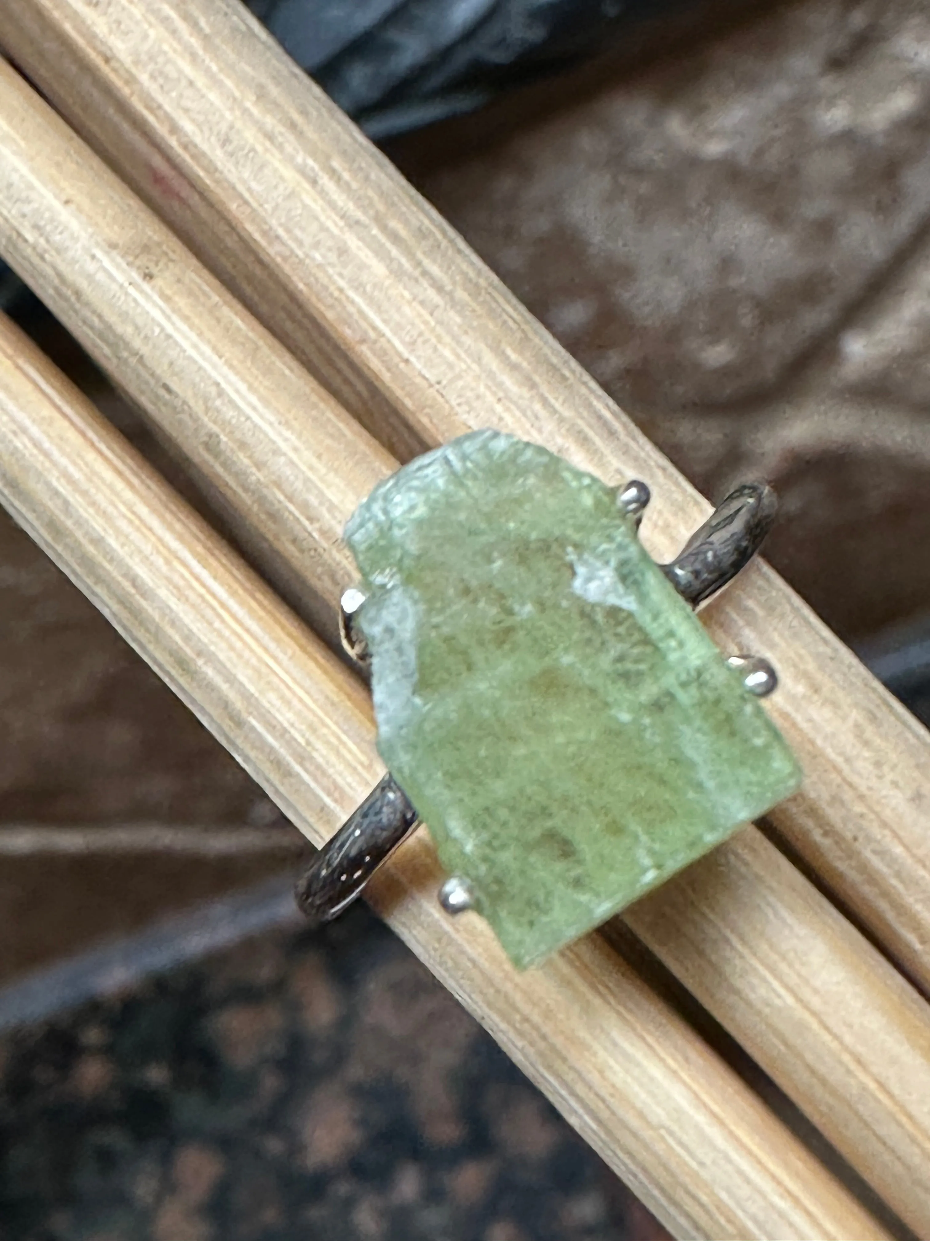 Natural Green Kyanite 925 Solid Sterling Silver Ring Size 6.5