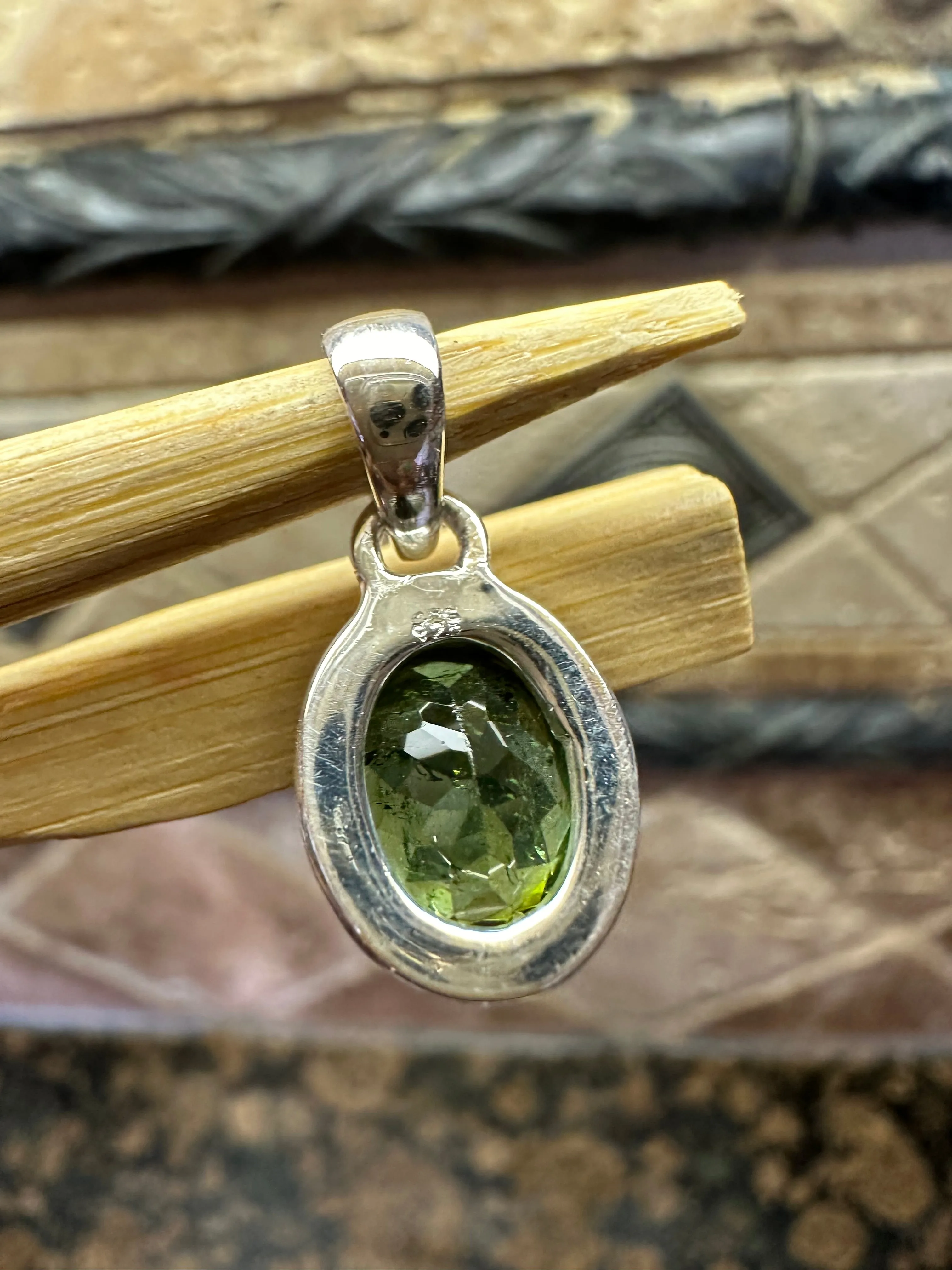 Natural Green Tourmaline 925 Solid Sterling Silver Pendant 20mm