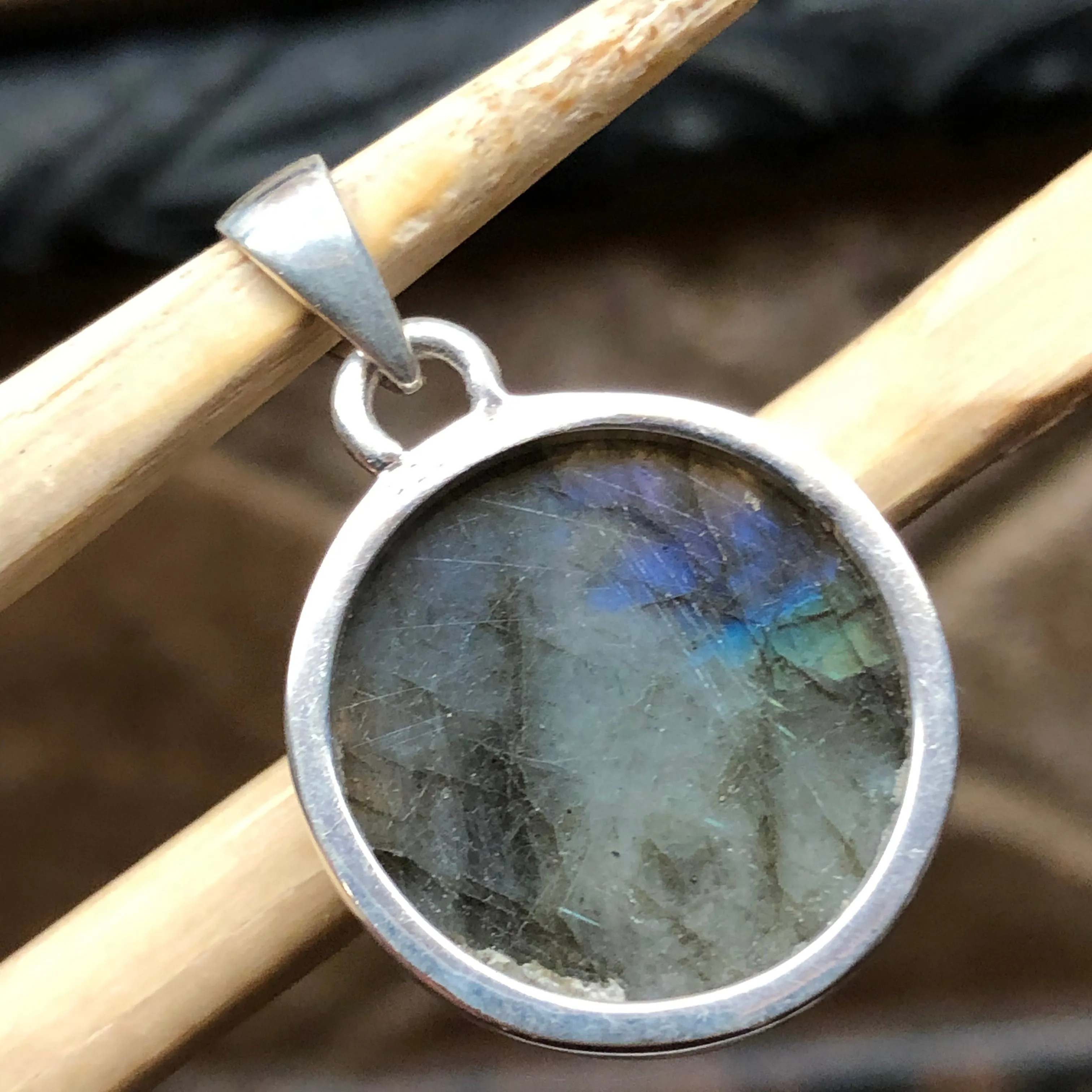 Natural Labradorite 925 Solid Sterling Silver Handcarved Pendant 30mm