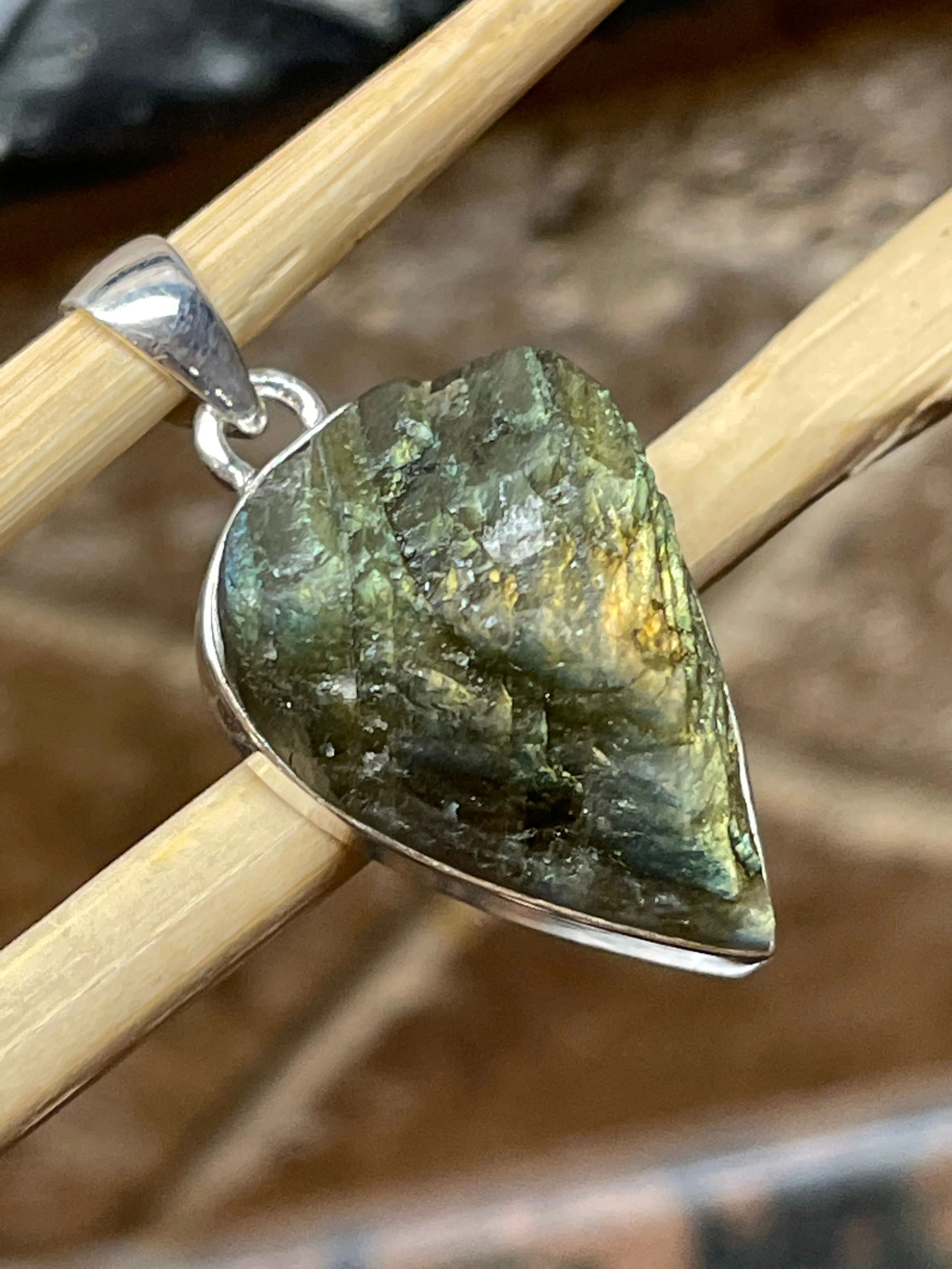Natural Labradorite 925 Sterling Silver Pendant 40mm
