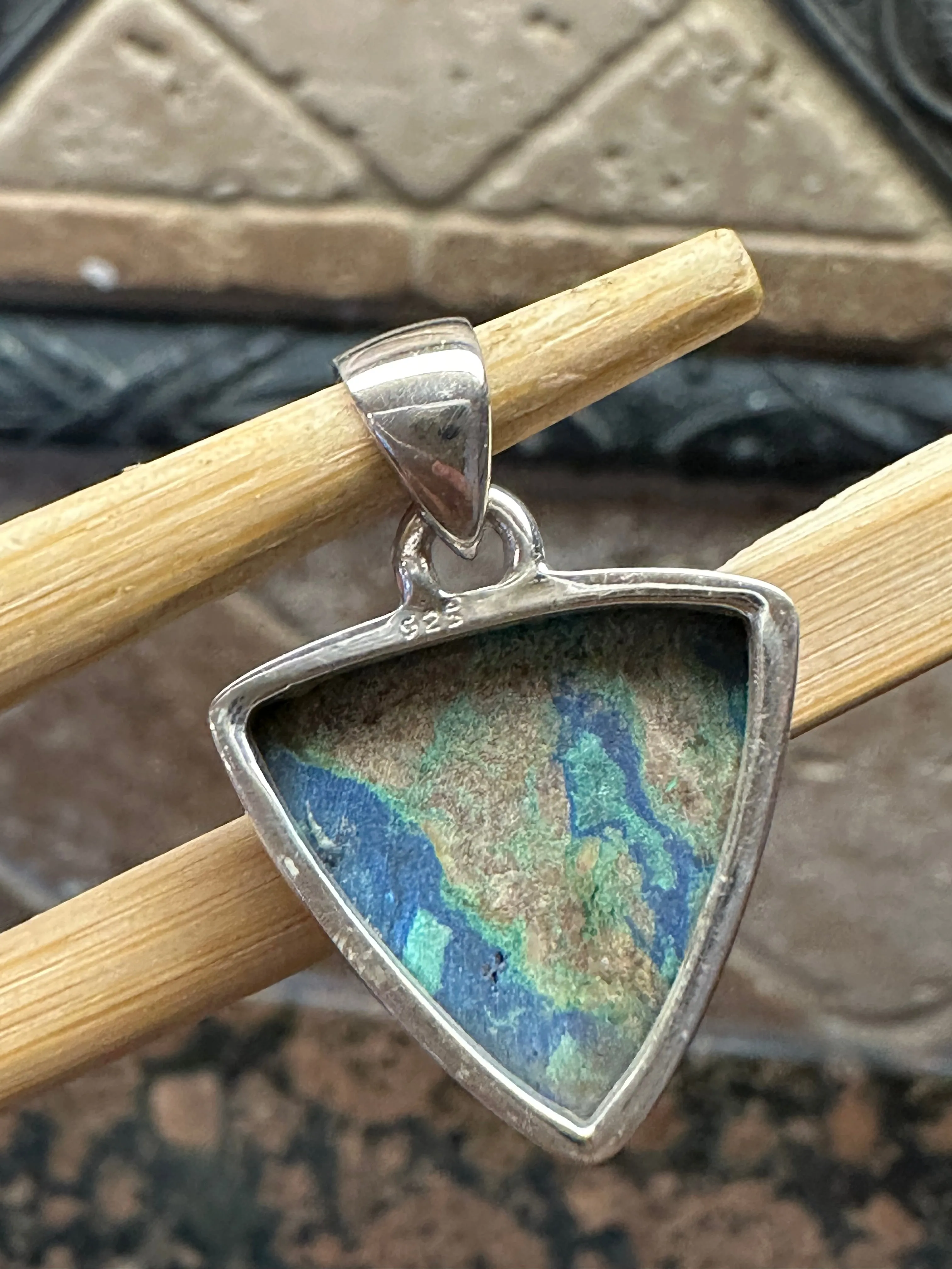 Natural Malachite in Azurite 925 Sterling Silver Pendant 25mm