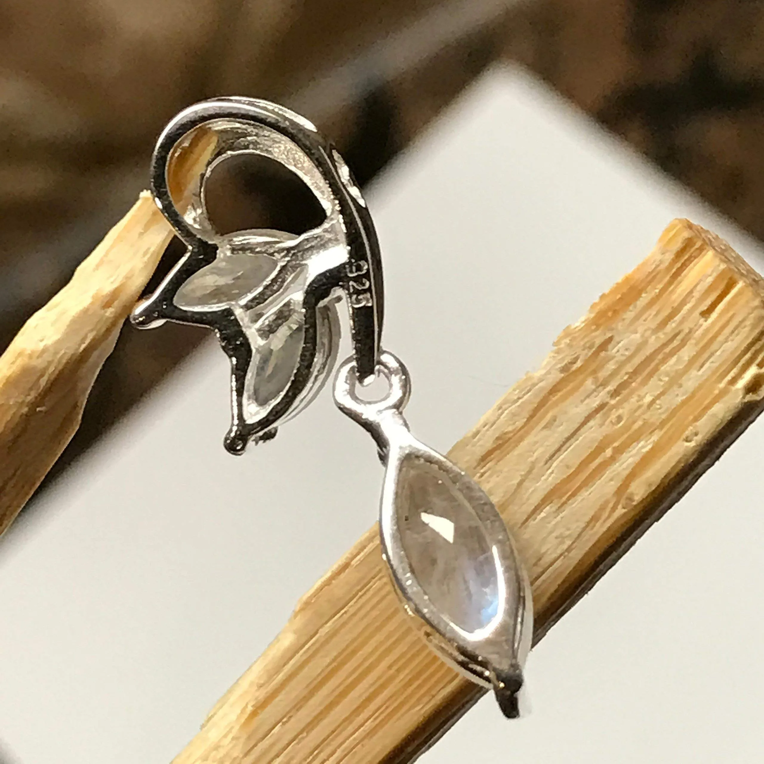 Natural Rainbow Moonstone 925 Solid Sterling Silver Pendant 26mm