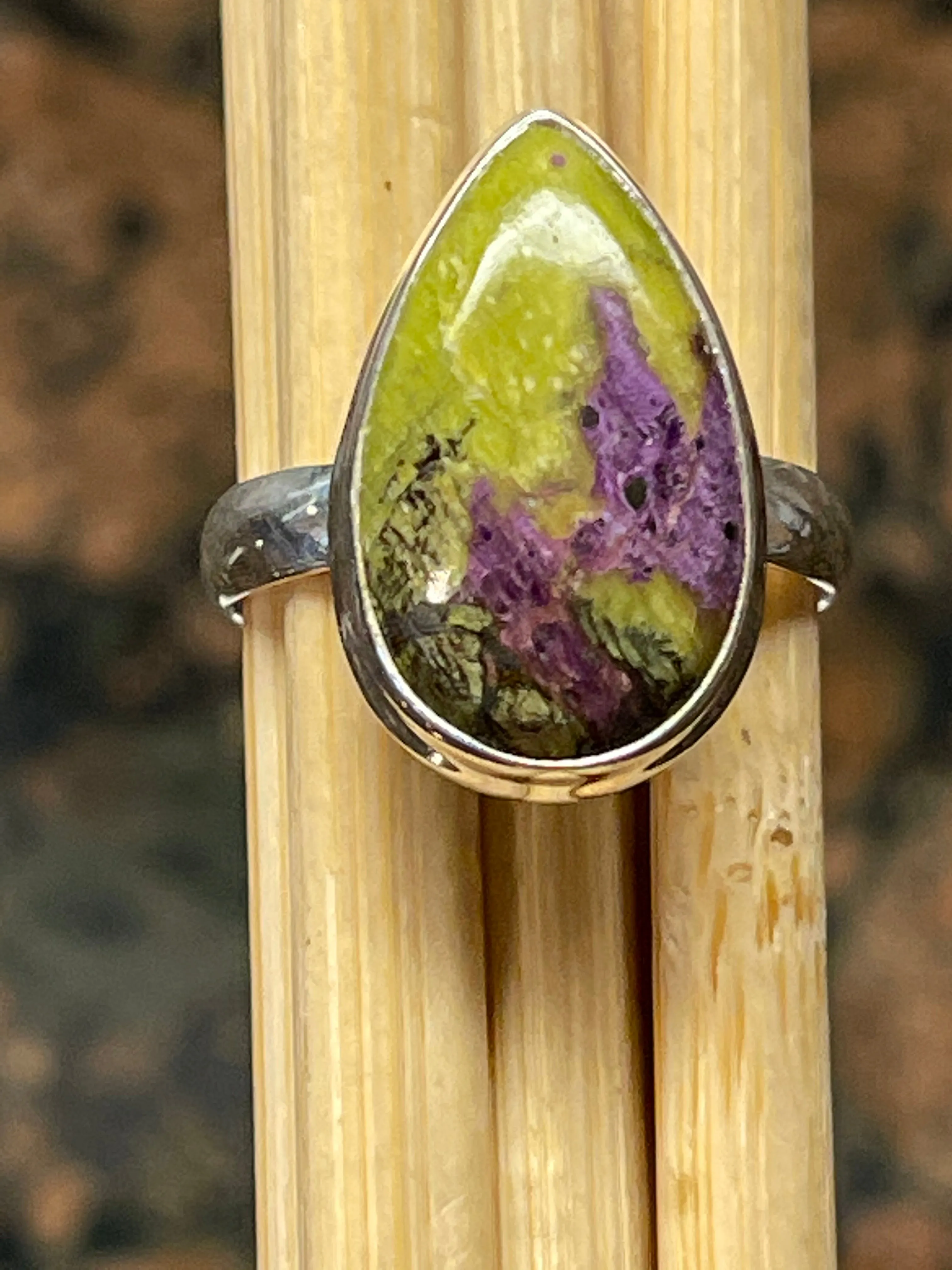 Natural Stichtite Cabochan 925 Solid Sterling Silver Ring Size 9