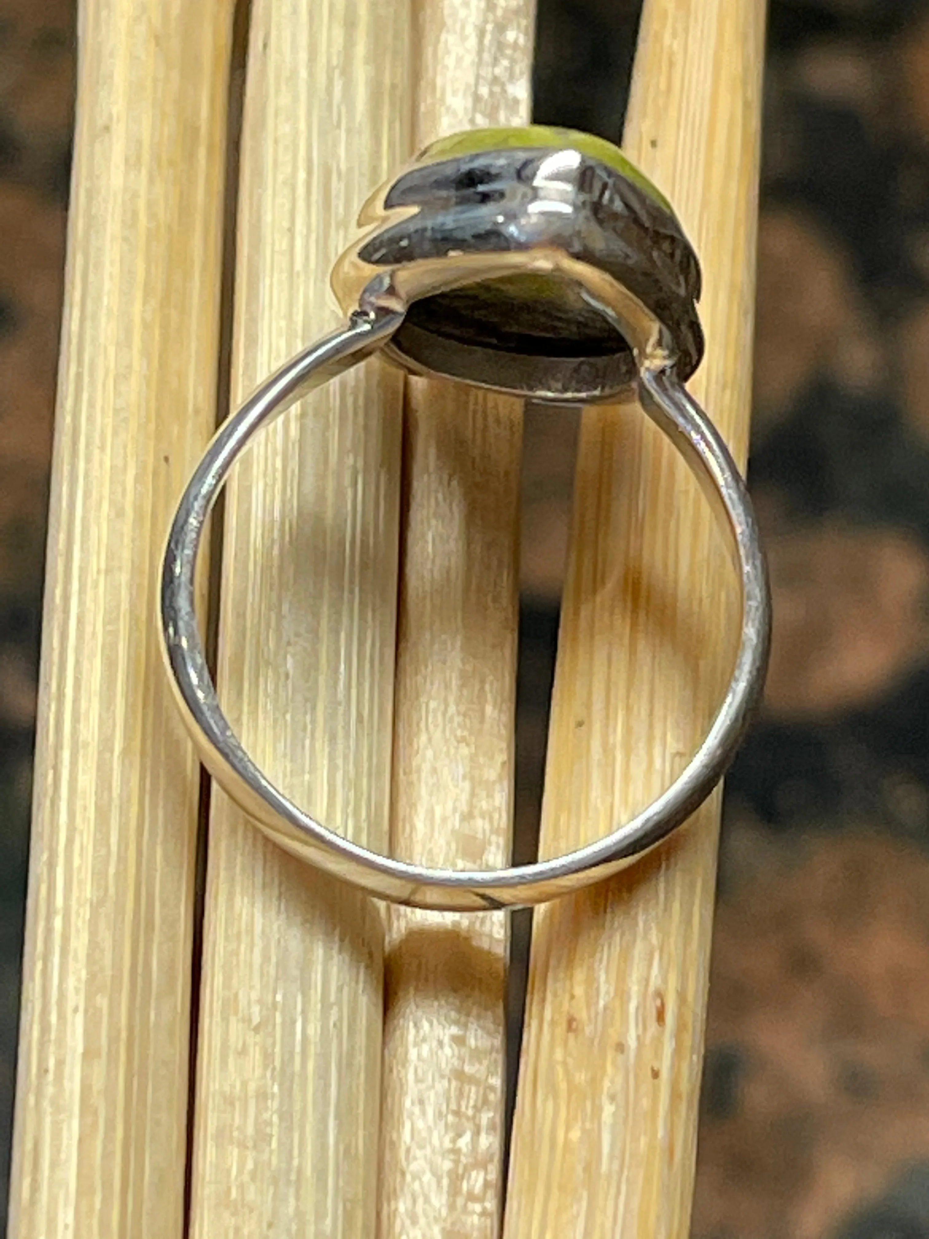 Natural Stichtite Cabochan 925 Solid Sterling Silver Ring Size 9