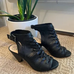 NWOT Vince Camuto Women's Emore Leather Sandal Heel in Black | Poshmark