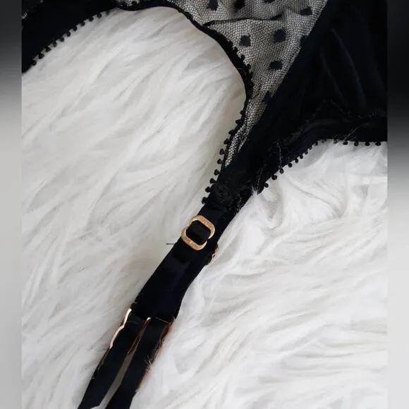NWT Y2K VS Very Sexy Suspender Corset 36B