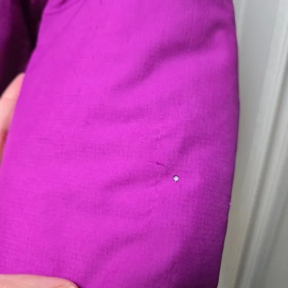 Patagonia Women's Purple Lightweight Hooded Jacket Sz S