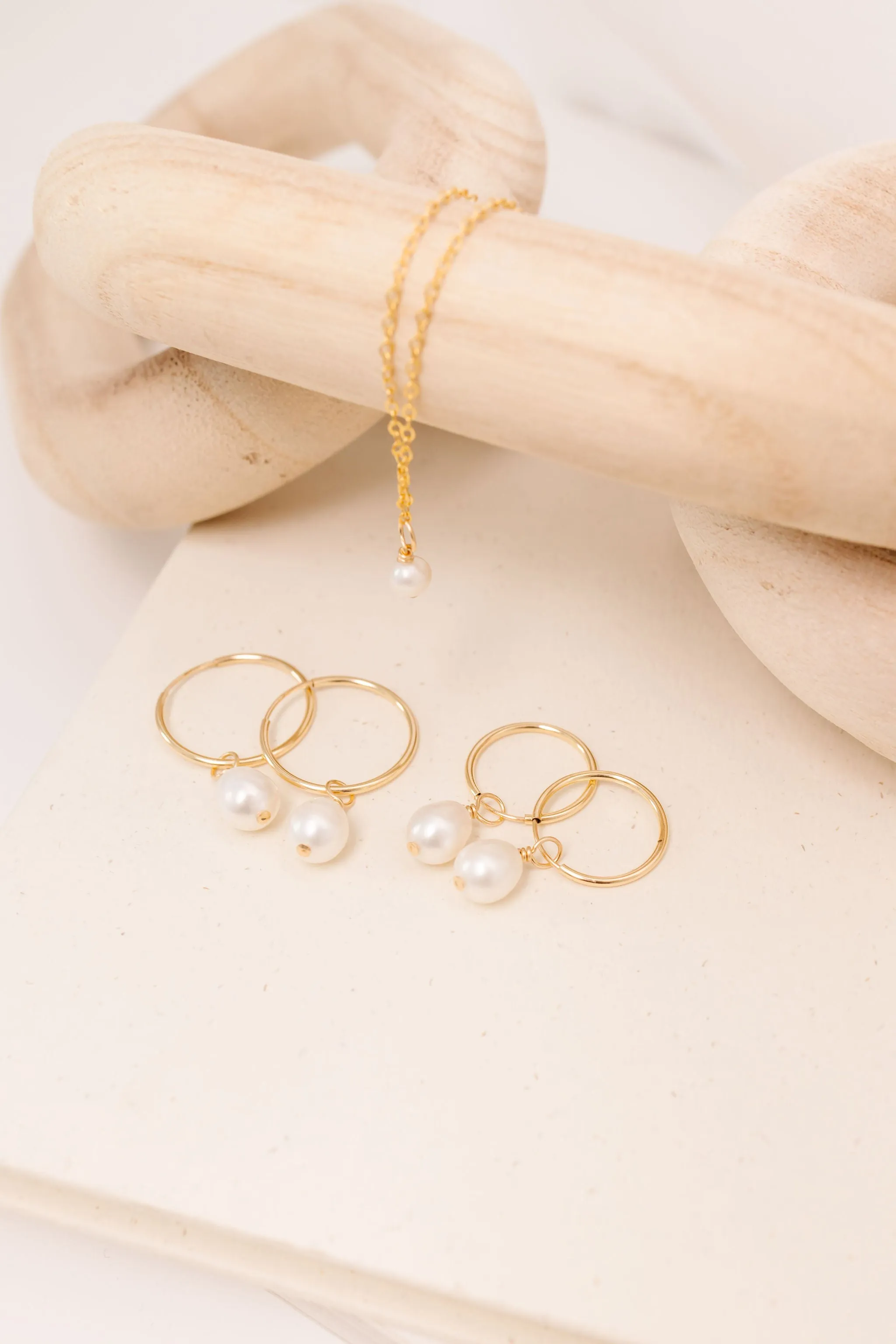 Pearl Droplet Necklace (6MM Beads)