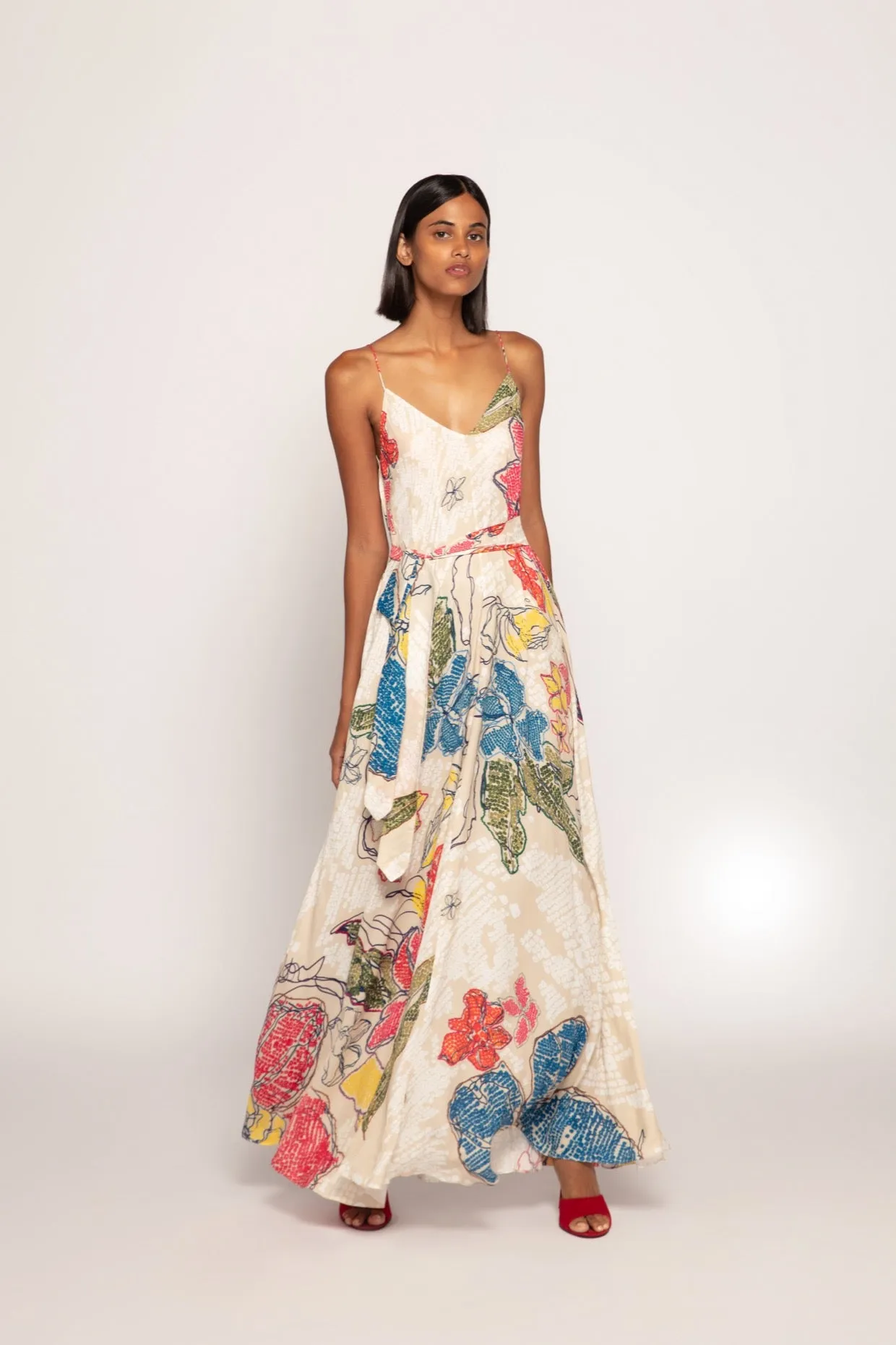 Periwinkle Bandhani Print V Neck Column Dress With Detachable Belt