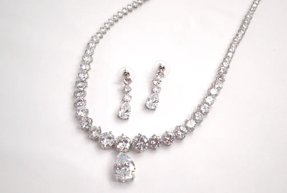 Queen Elizabeth II Coronation Diamond Necklace Set Replica