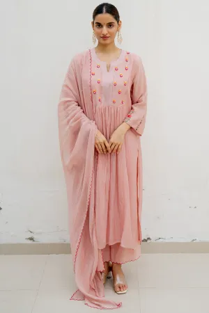 Resham Embroidered Blush Pink Kurta Set In Handwoven Chanderi
