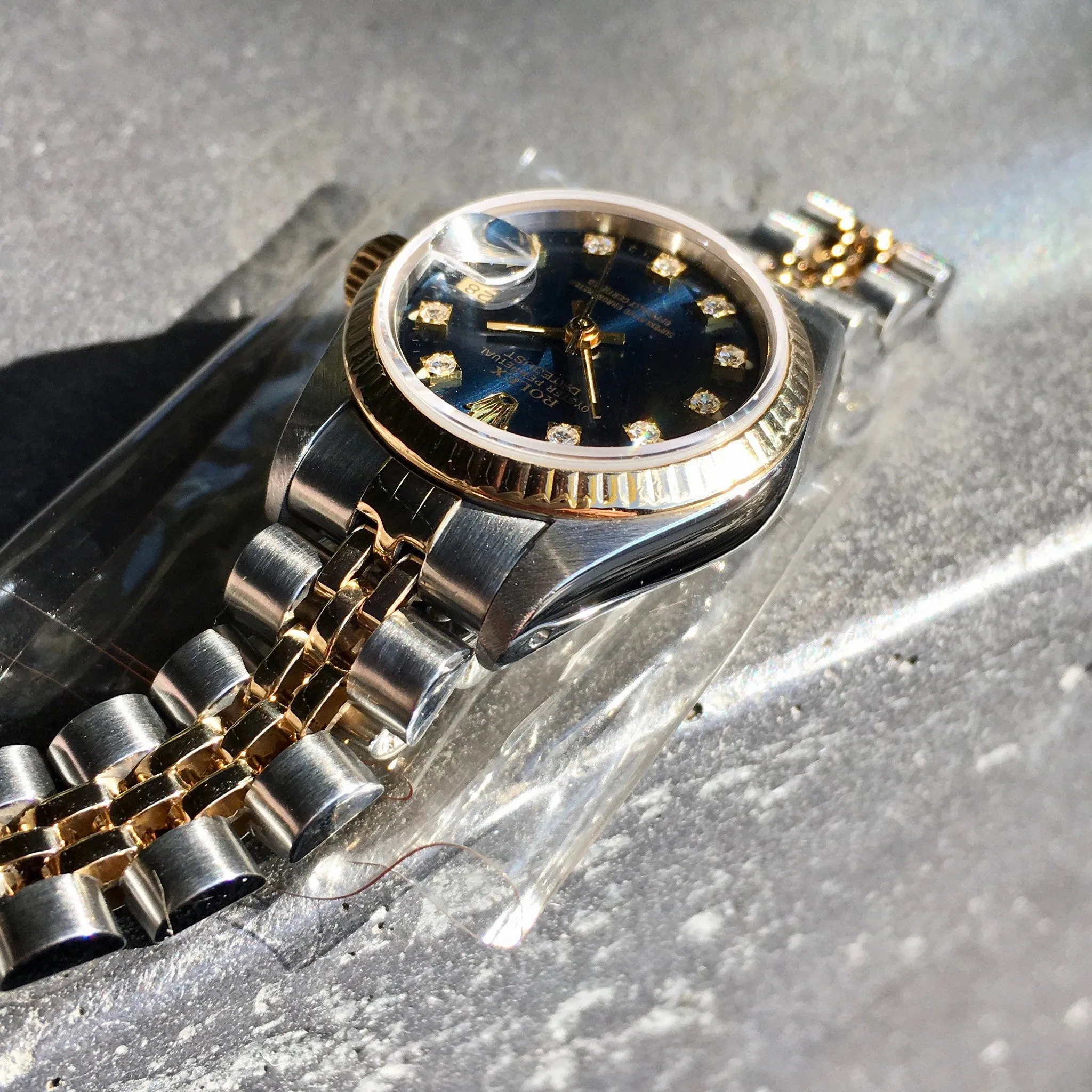 Rolex Ladies Datejust 69173 Two Tone Blue Diamond Dial Steel 18K Wristwatch