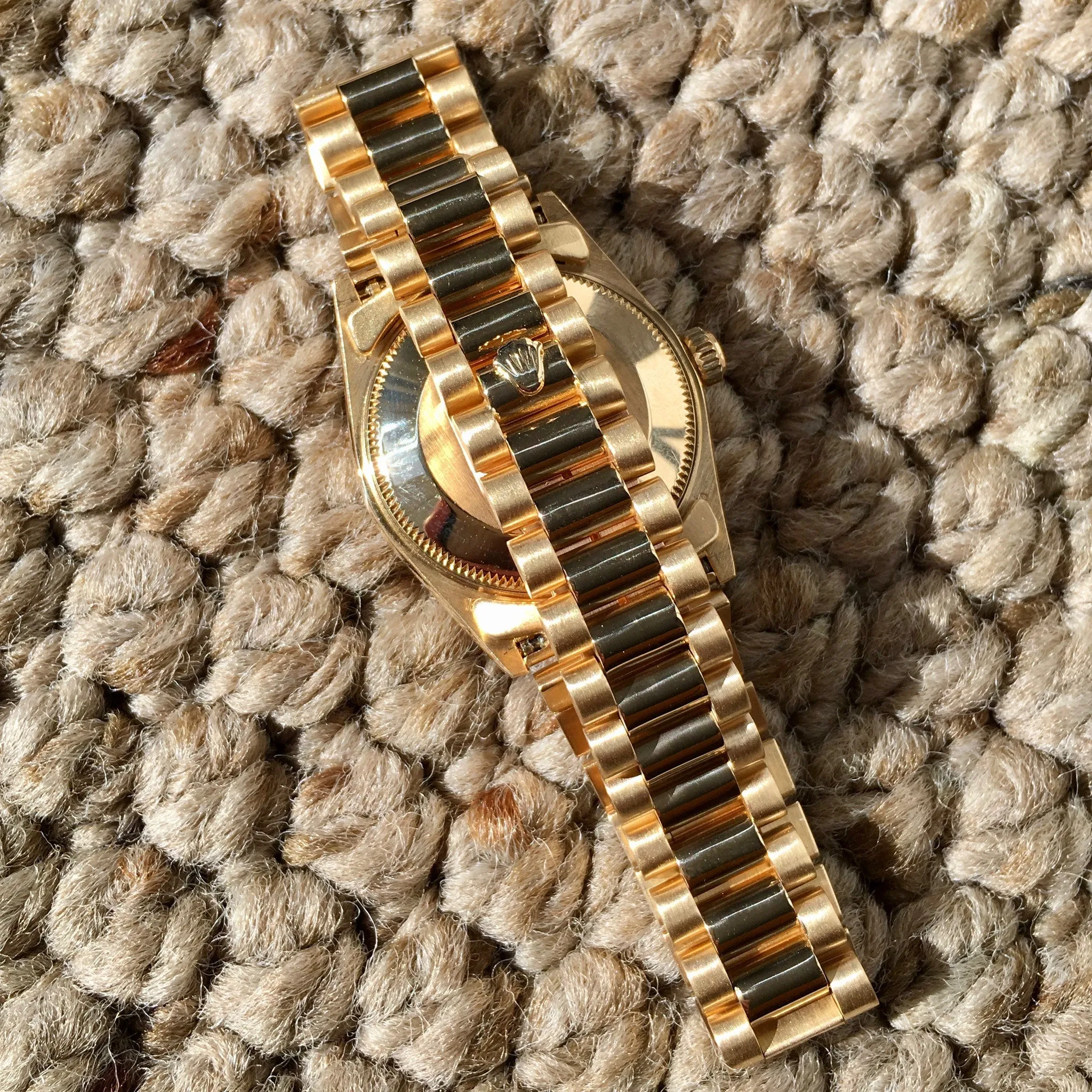 Rolex Ladies President 68278 Midsize Datejust 31mm 18K Yellow Gold Tapestry Champagne Wristwatch