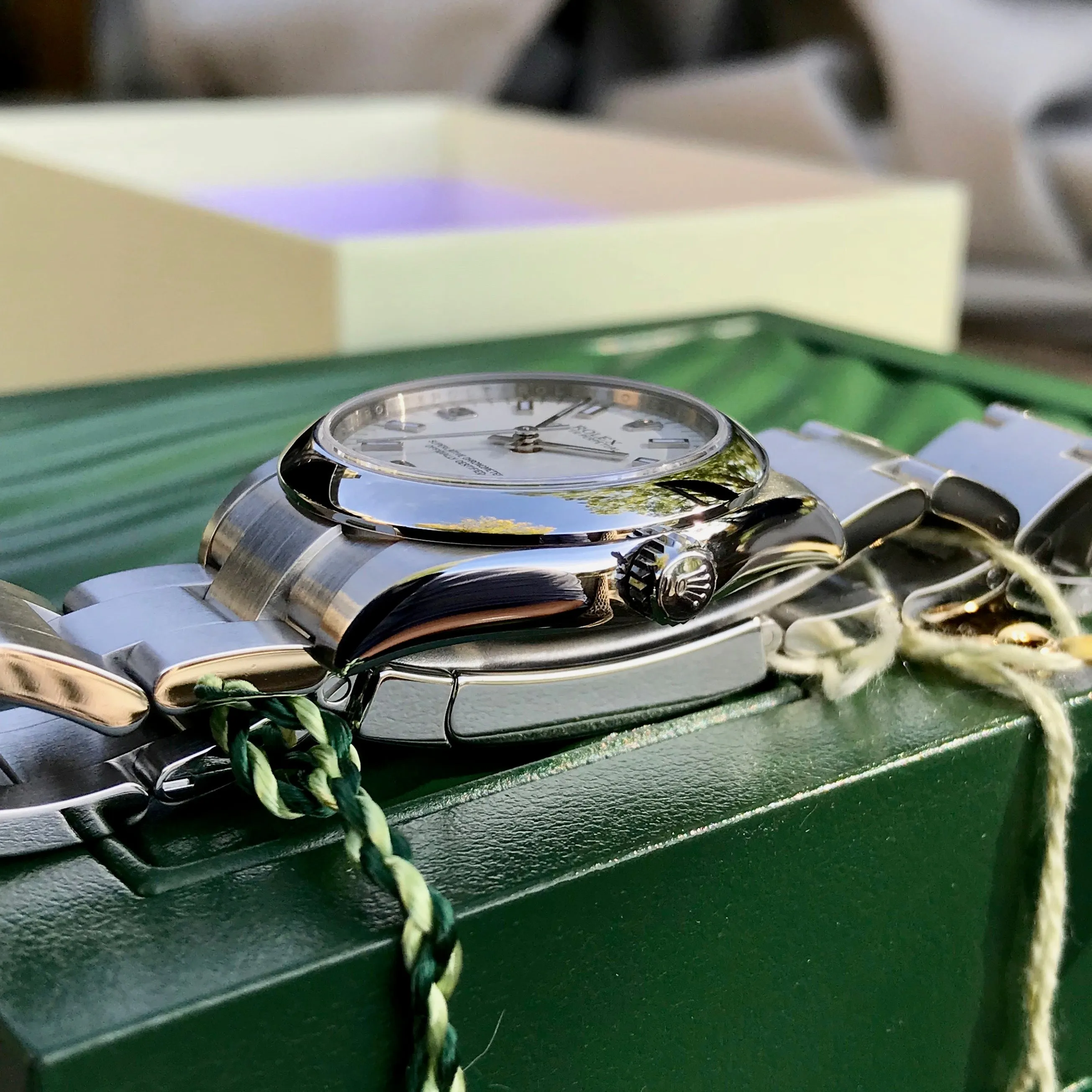 Rolex Oyster Perpetual 177200 White Arabic Numerals Stainless Steel Ladies Scrambled Serial Wristwatch