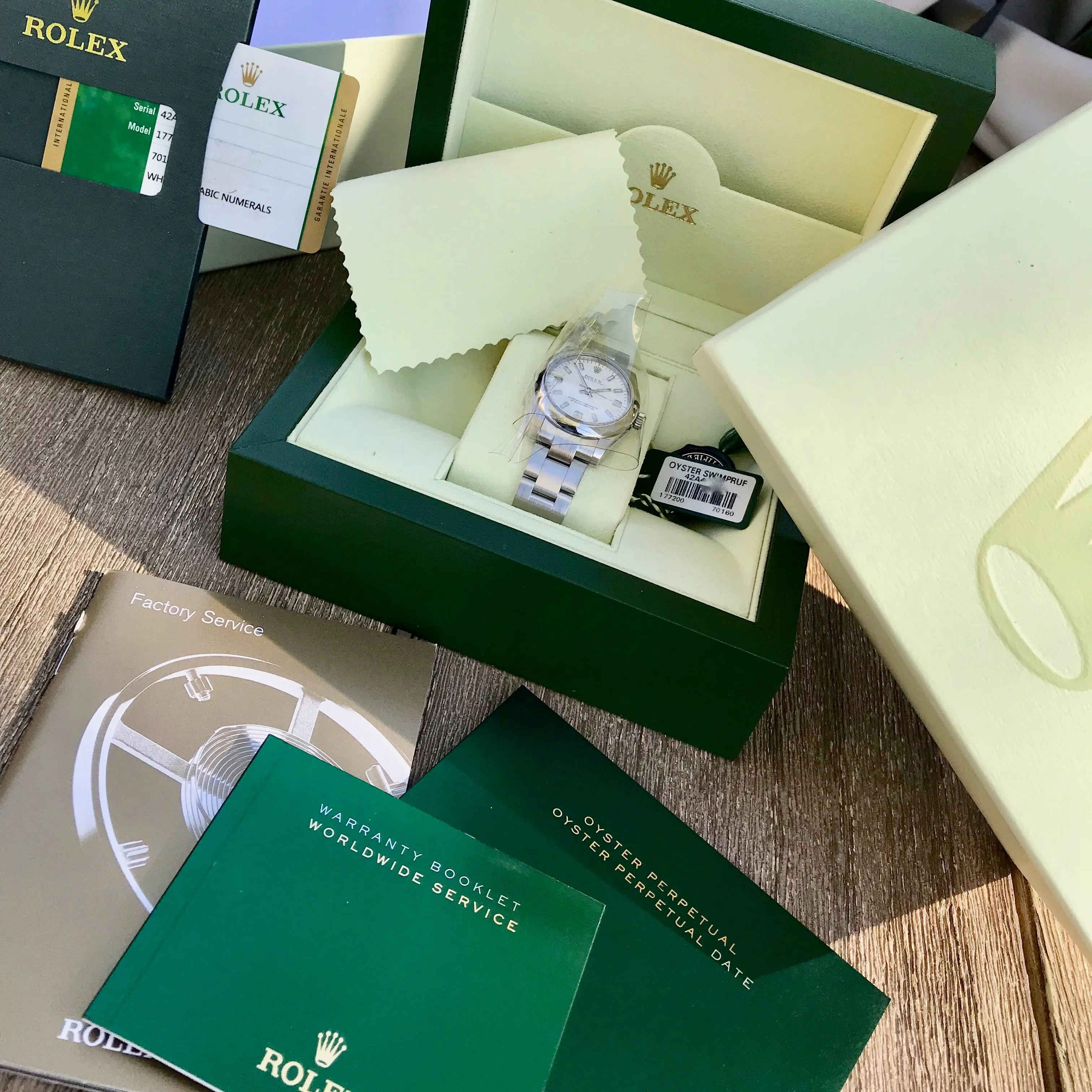 Rolex Oyster Perpetual 177200 White Arabic Numerals Stainless Steel Ladies Scrambled Serial Wristwatch