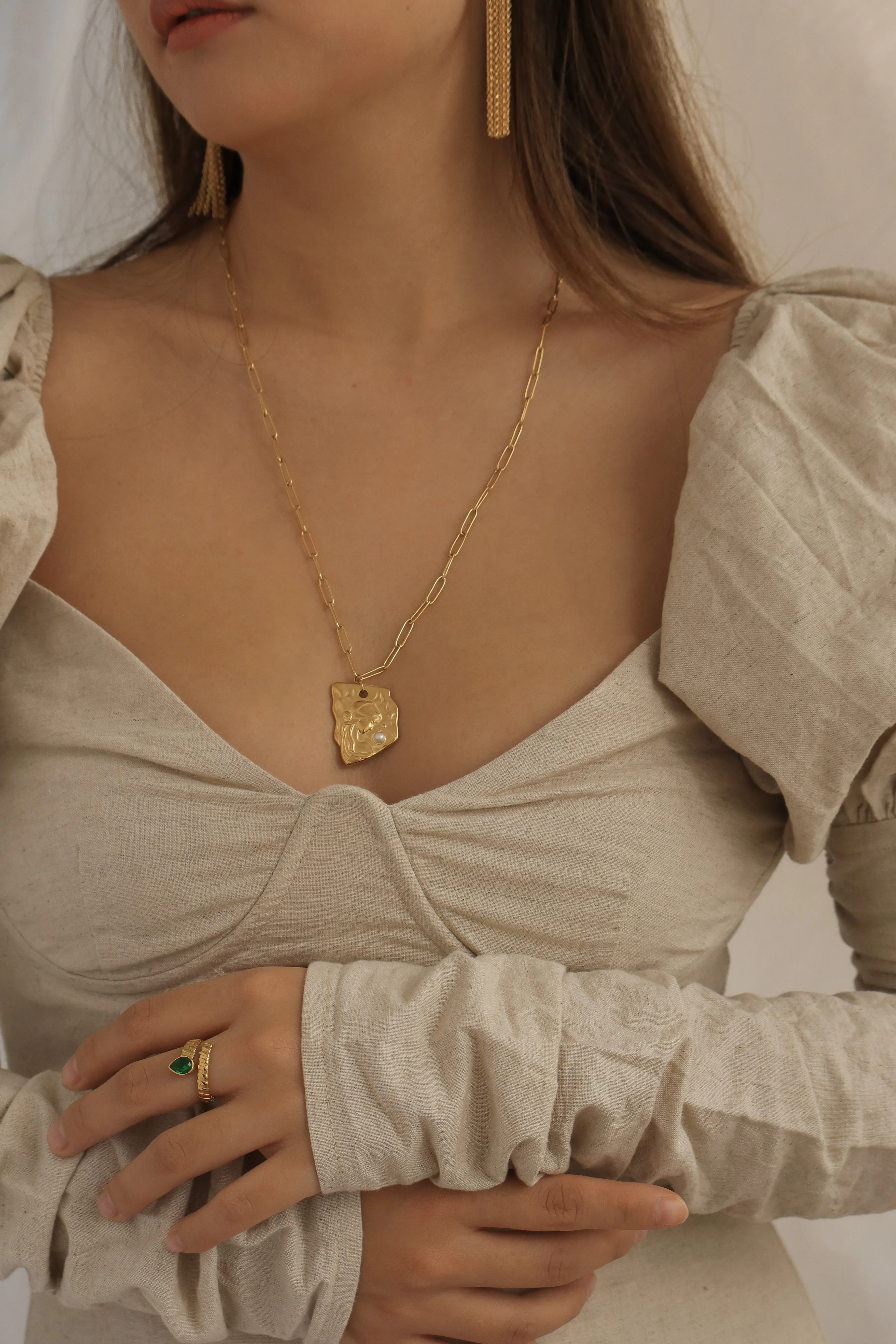 Rome Penant Necklace