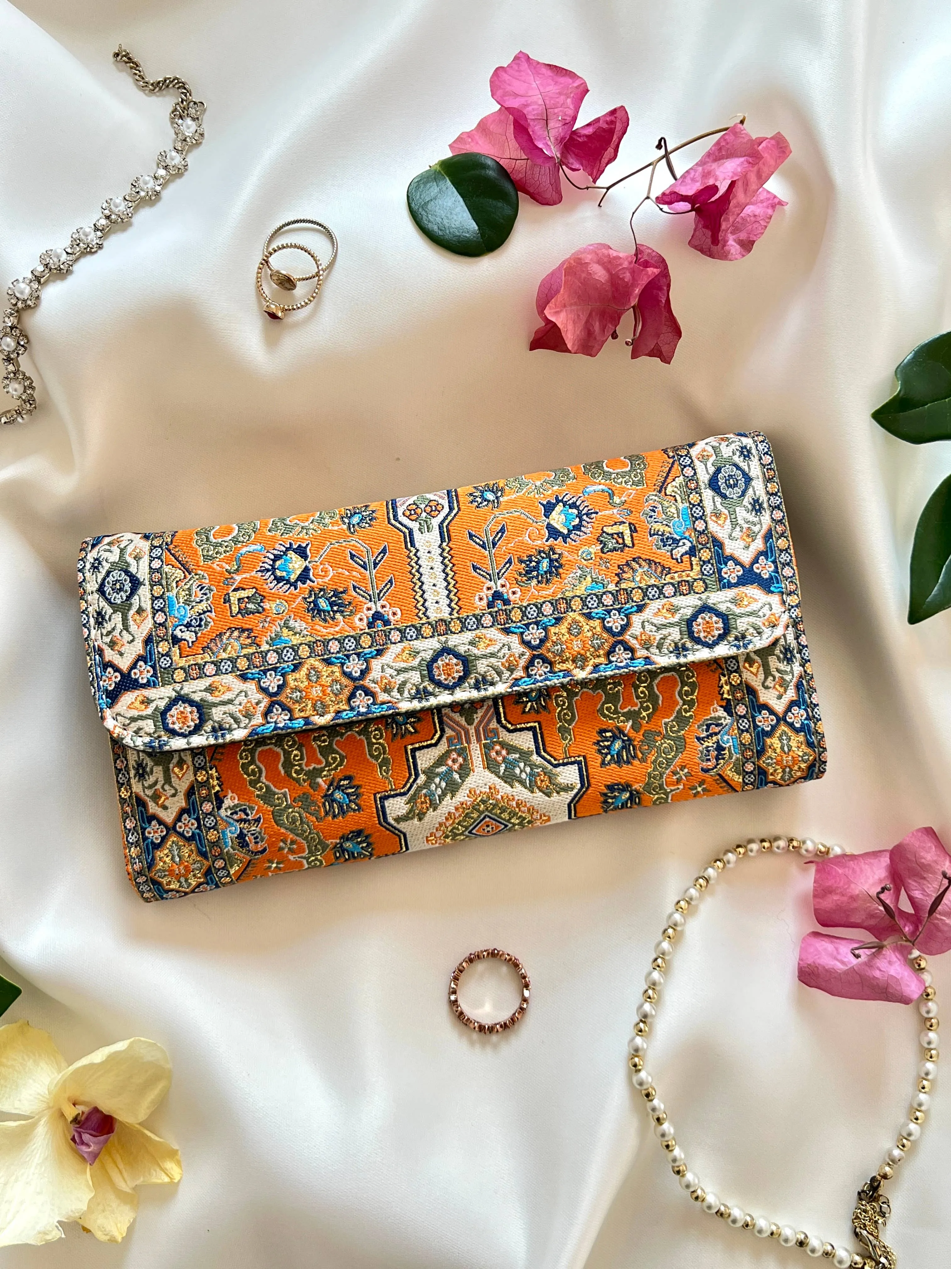 RUGLTW - Handmade Boho Wallet