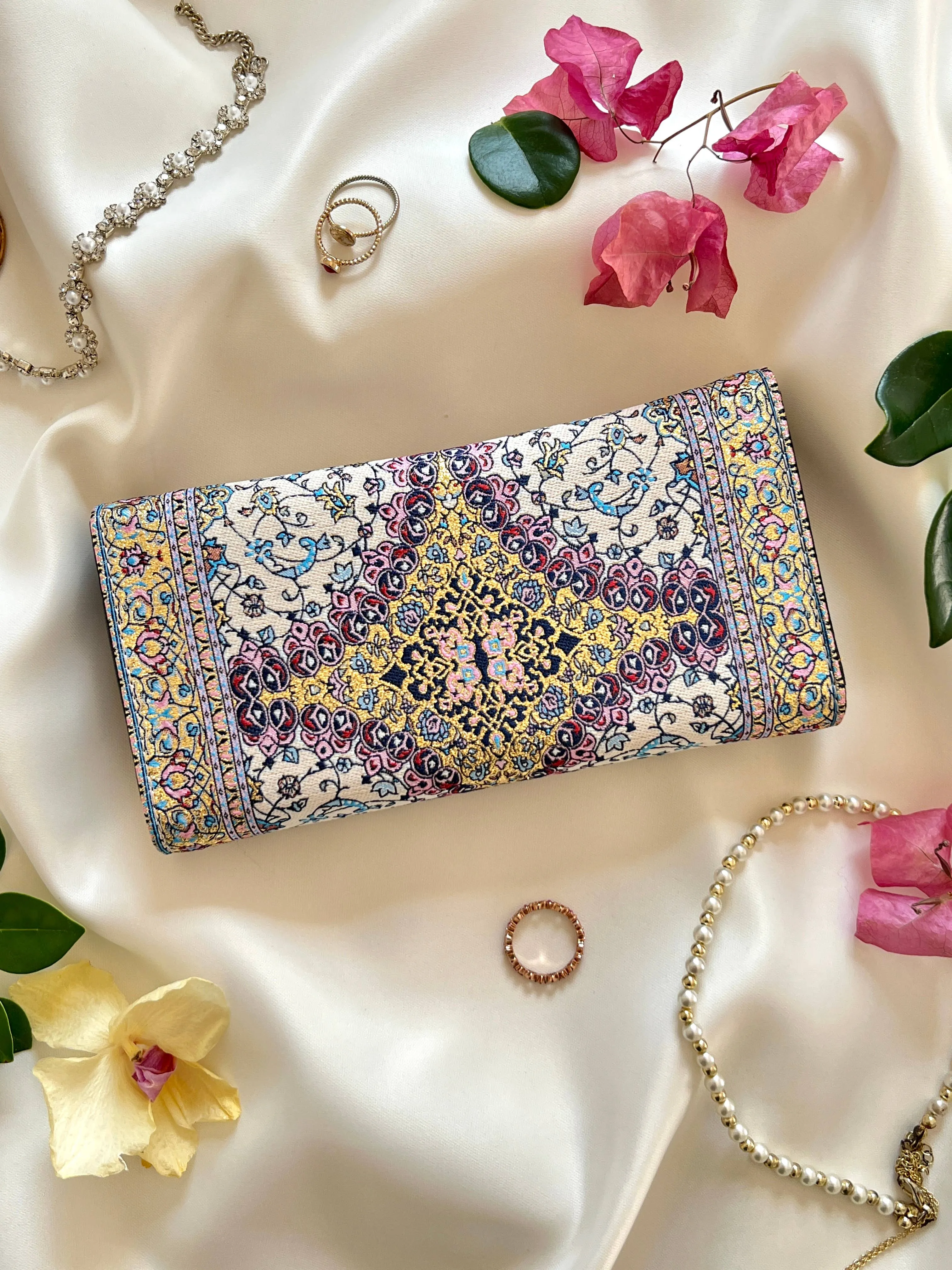 RUGLTW - Handmade Boho Wallet
