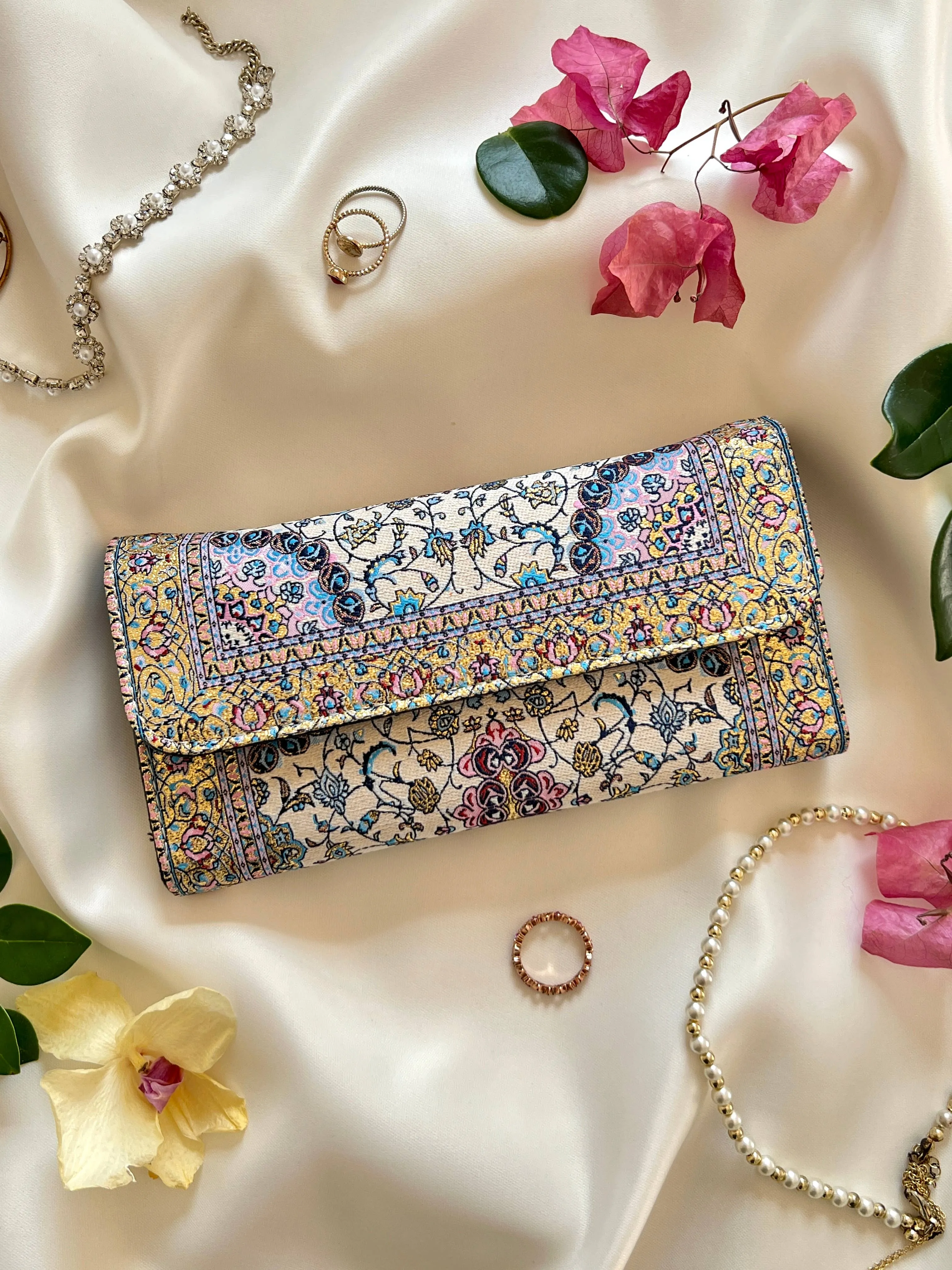 RUGLTW - Handmade Boho Wallet