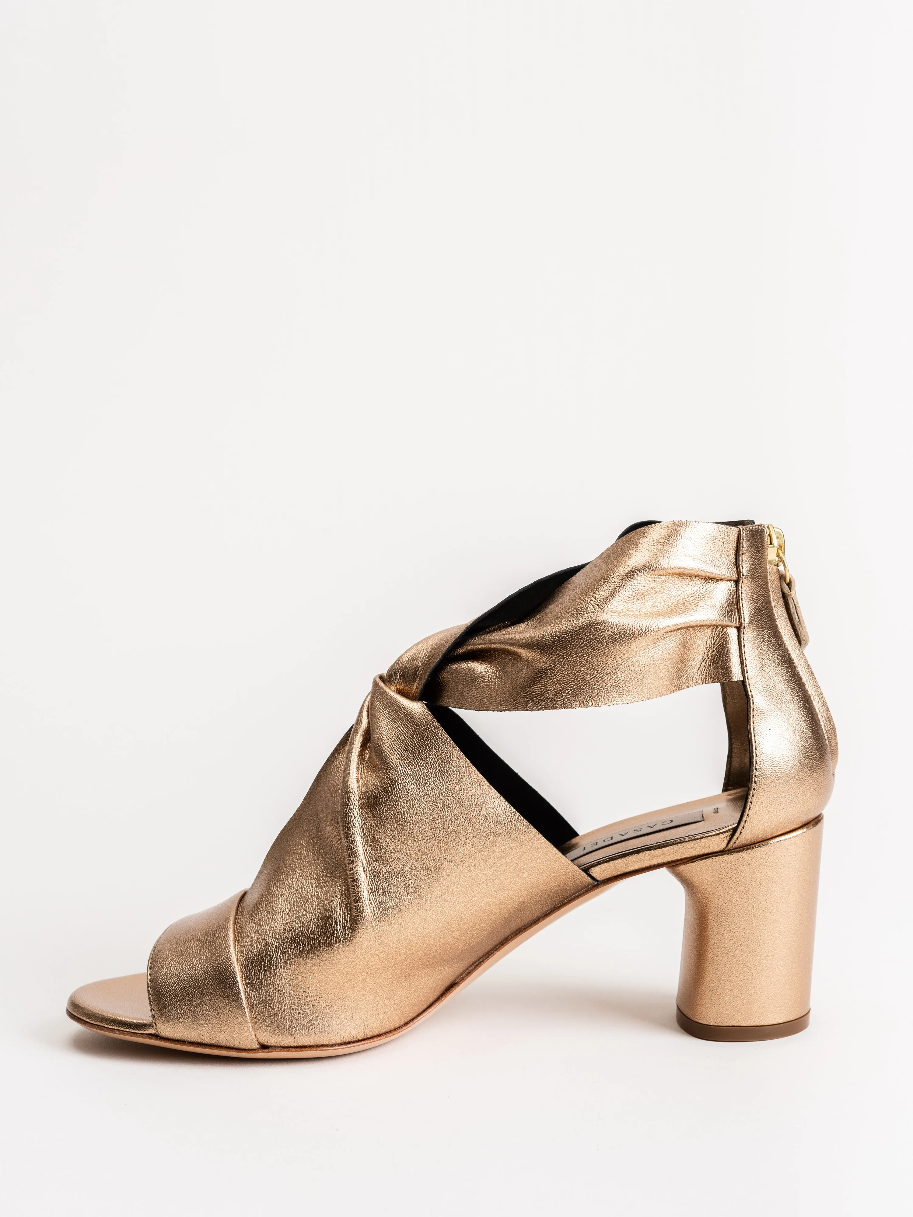 sade heel