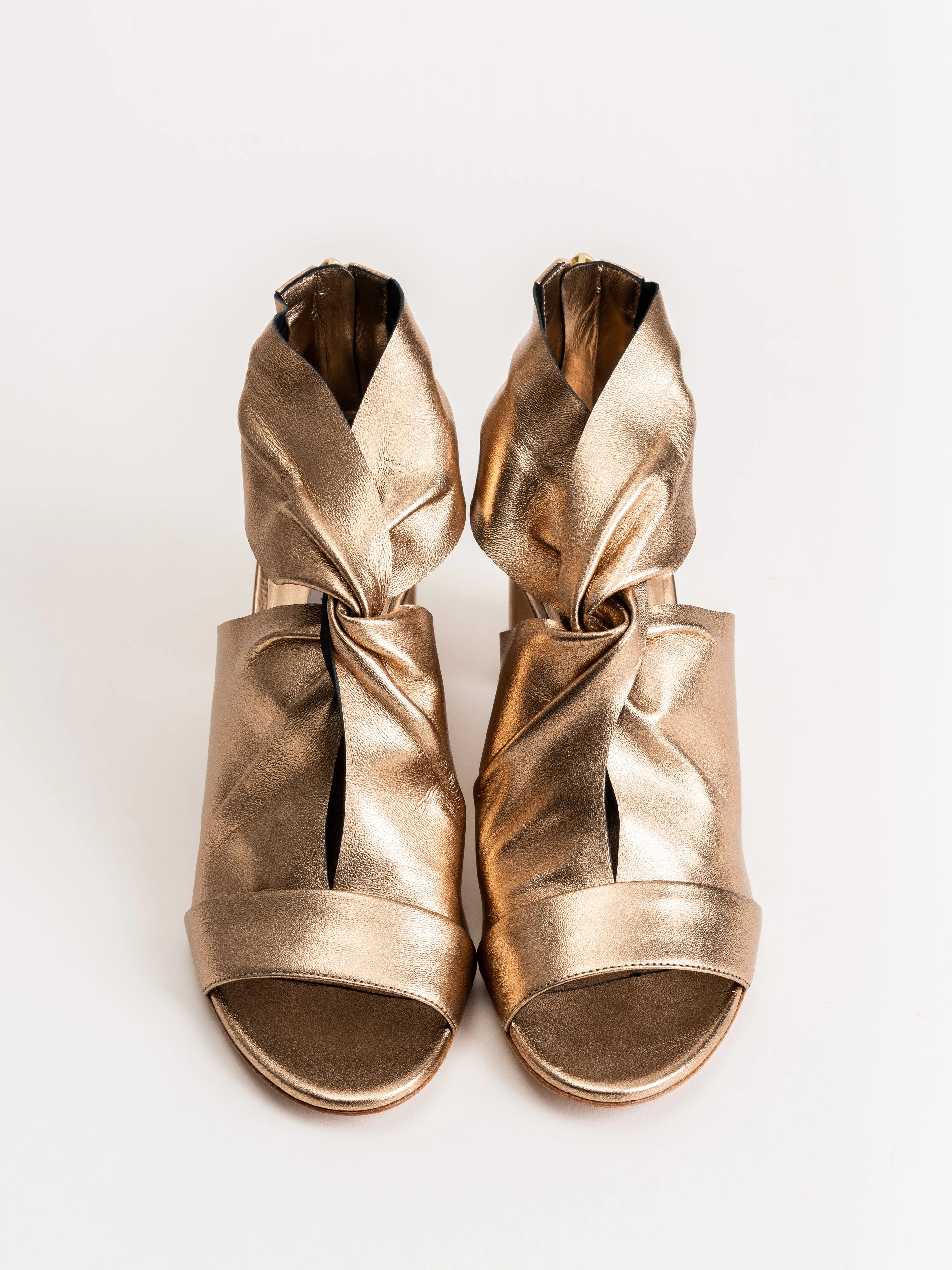 sade heel