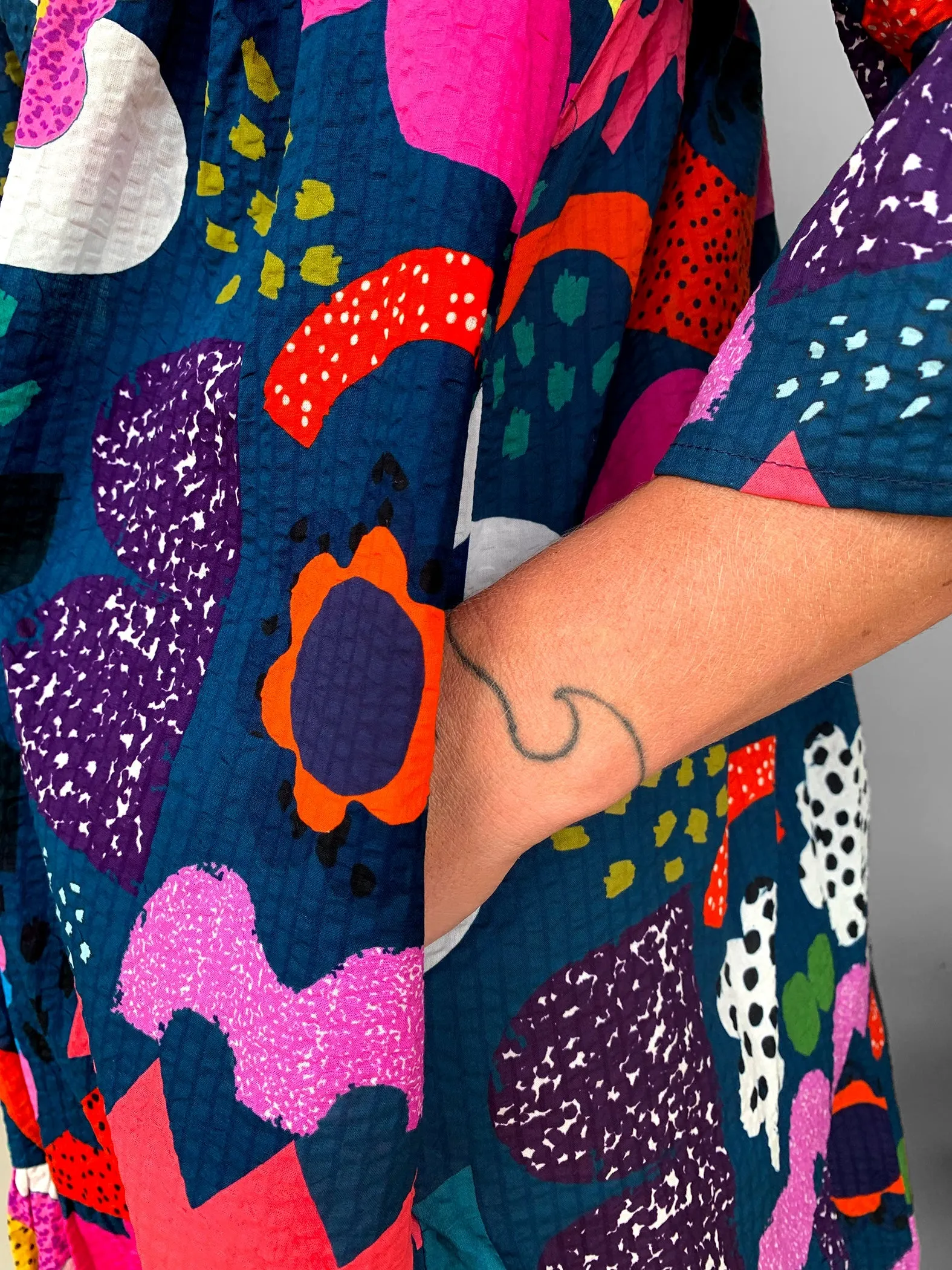(SAMPLES) Blue Kooki dress 100% seersucker cotton (darker & brighter print)