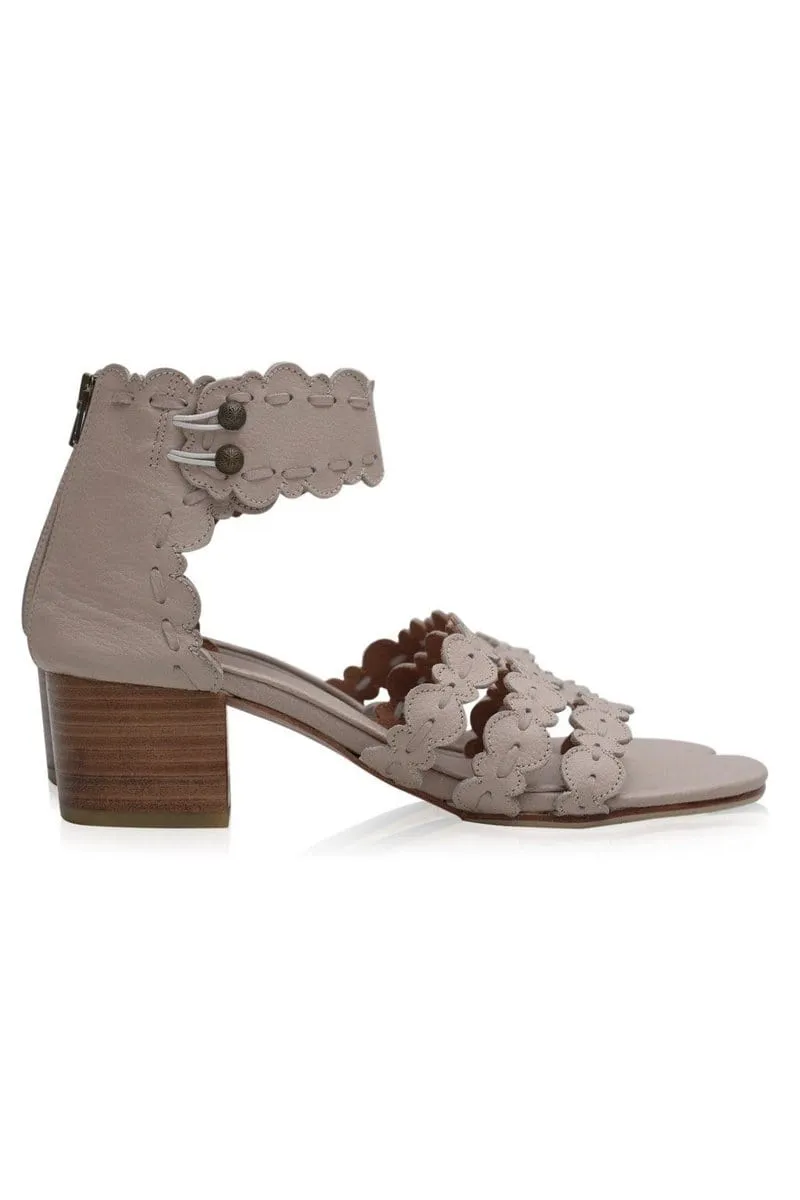 Seaside Leather Sandals in Vintage Brown