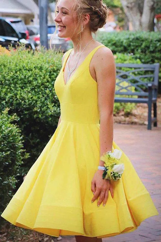 Simple V Neck Yellow Short Homecoming Dresses with Ruched OHM021