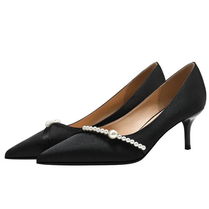 Small Silk Satin Mid Heel Shoes GS351