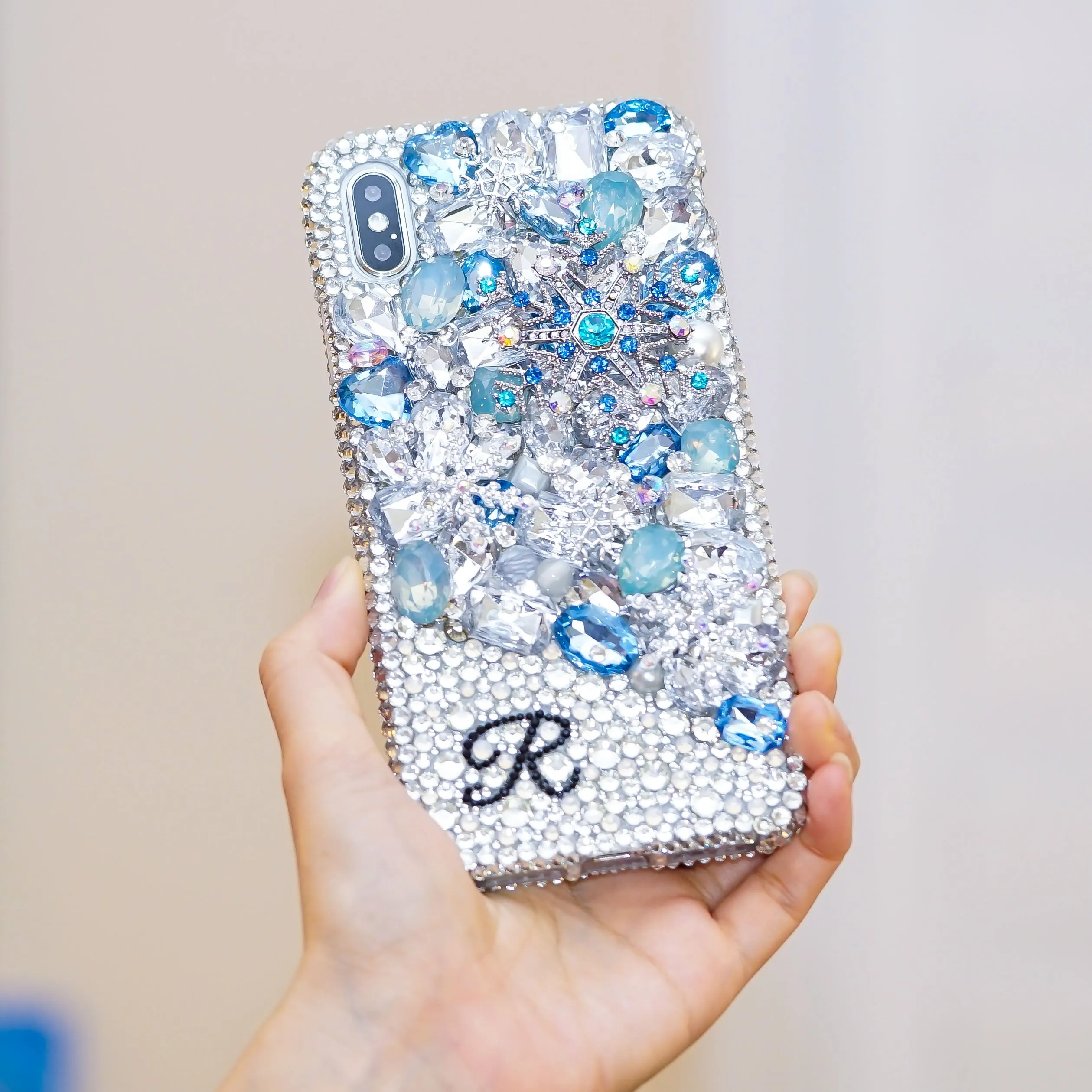 Snowflakes Design Personalized Name & Initials Design (style PN_1135)