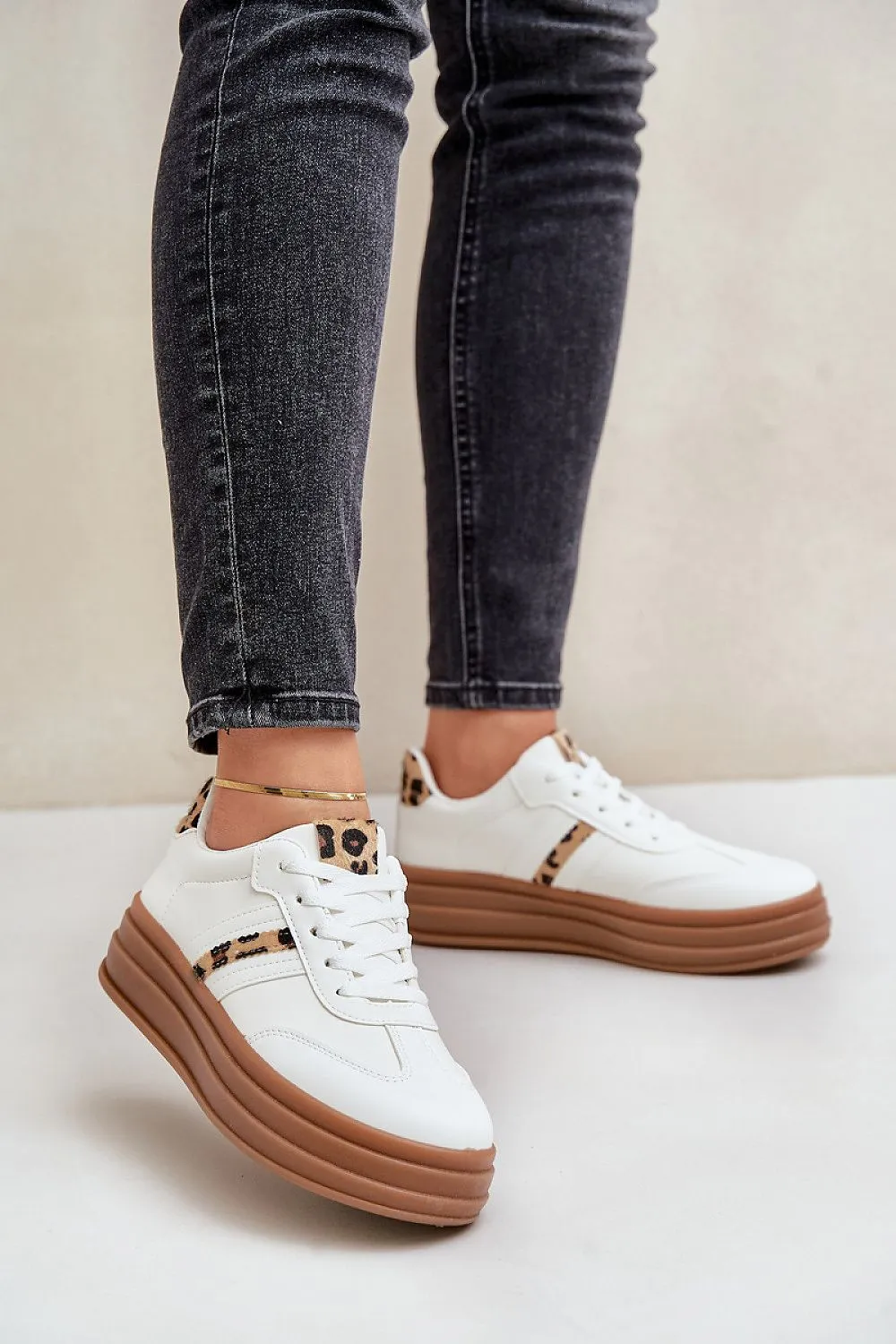 Sport Shoes